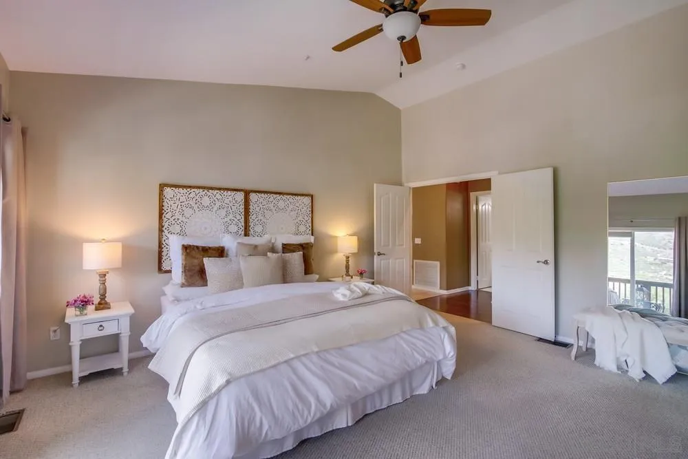 https://cdn.realtyfeed.com/cdn/127/250027805/d8c6b6d096df0b602449a16709c53aee.webp