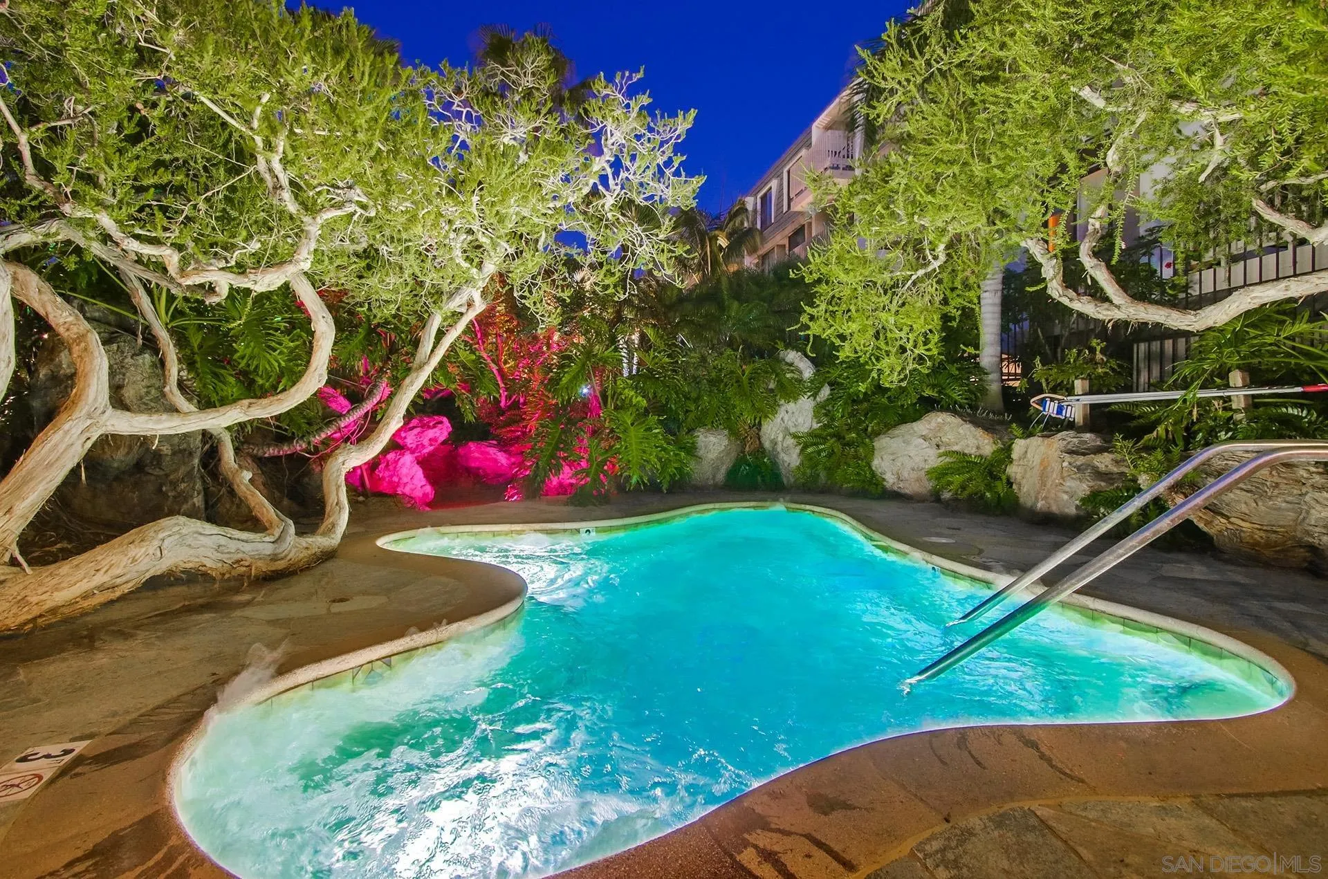 Photo #5: 250027818 Listing 