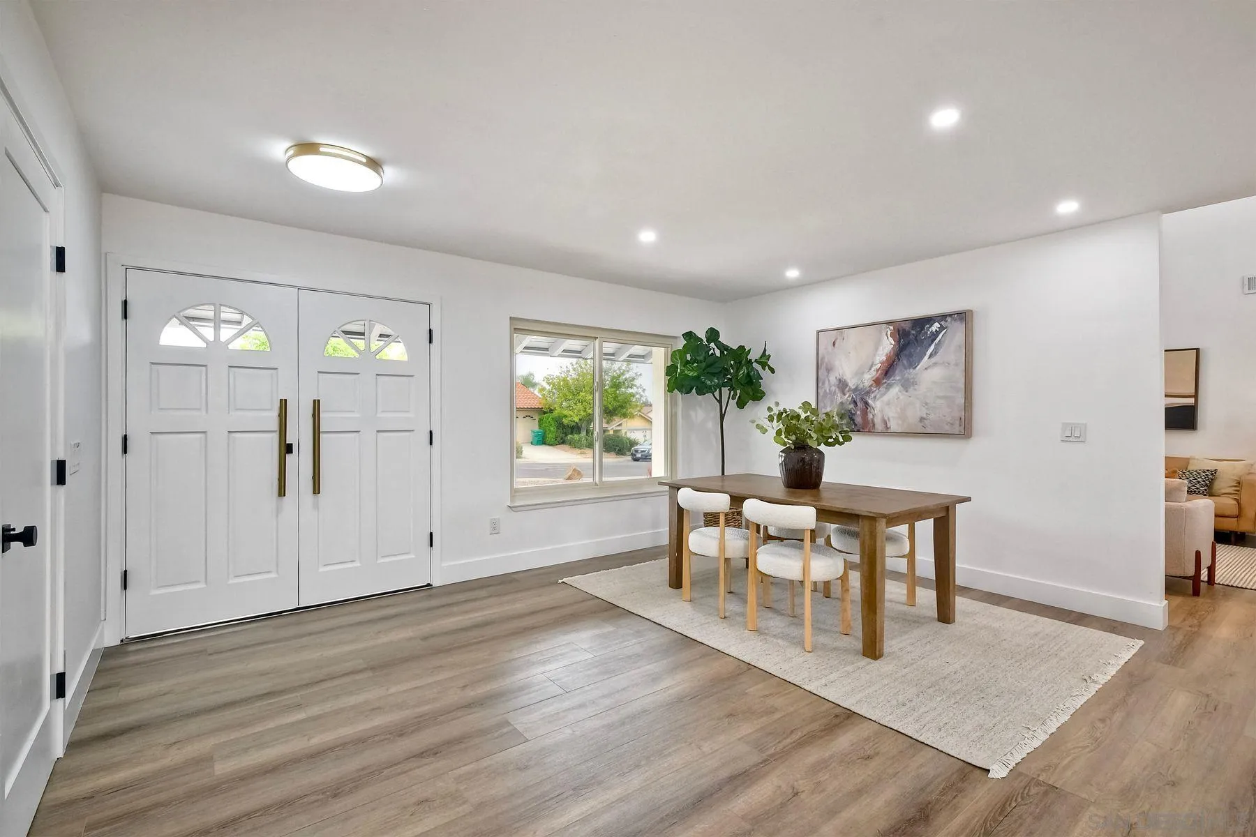 https://cdn.realtyfeed.com/cdn/127/250027819/2e0e7bd70646c51d8a7d62adb51d4b8a.webp
