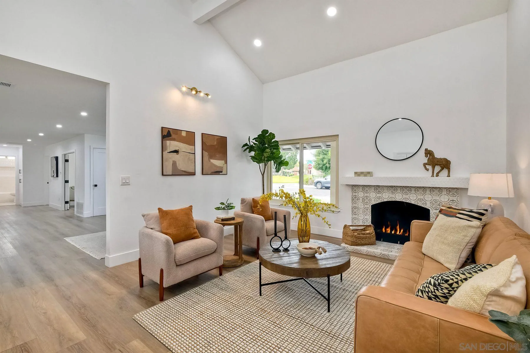 https://cdn.realtyfeed.com/cdn/127/250027819/5c39164e8fa7715cfe9e20f8e45e1c3e.webp