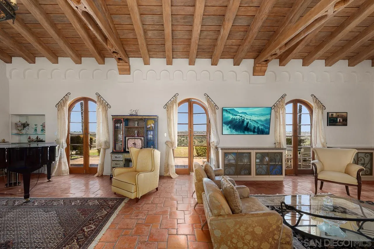 https://cdn.realtyfeed.com/cdn/127/250027842/55167a79cddc711dbecf850e8efb7fe3.webp