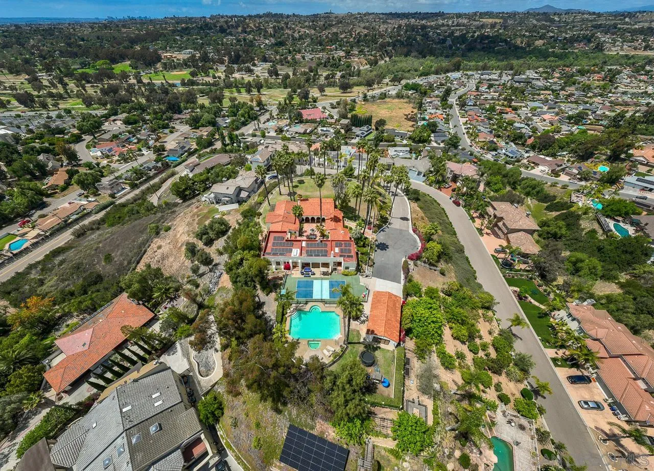 https://cdn.realtyfeed.com/cdn/127/250027842/7b426eaba70a90a97571883a048d4ec1.webp