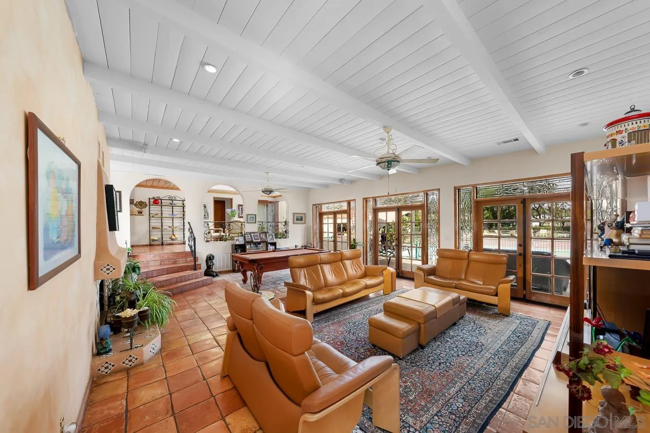 https://cdn.realtyfeed.com/cdn/127/250027842/9cafb791aec4ed7fb6212810068e9bc3.webp