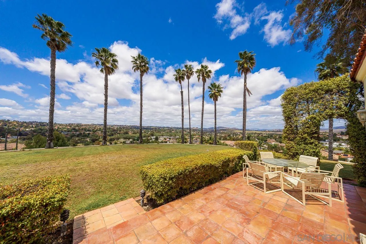 https://cdn.realtyfeed.com/cdn/127/250027842/e5b61cb379fd8cfc5e9e9e23af87fcce.webp