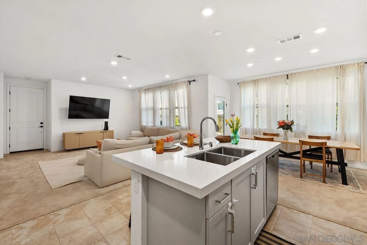 Photo #6: 250027872 Listing 