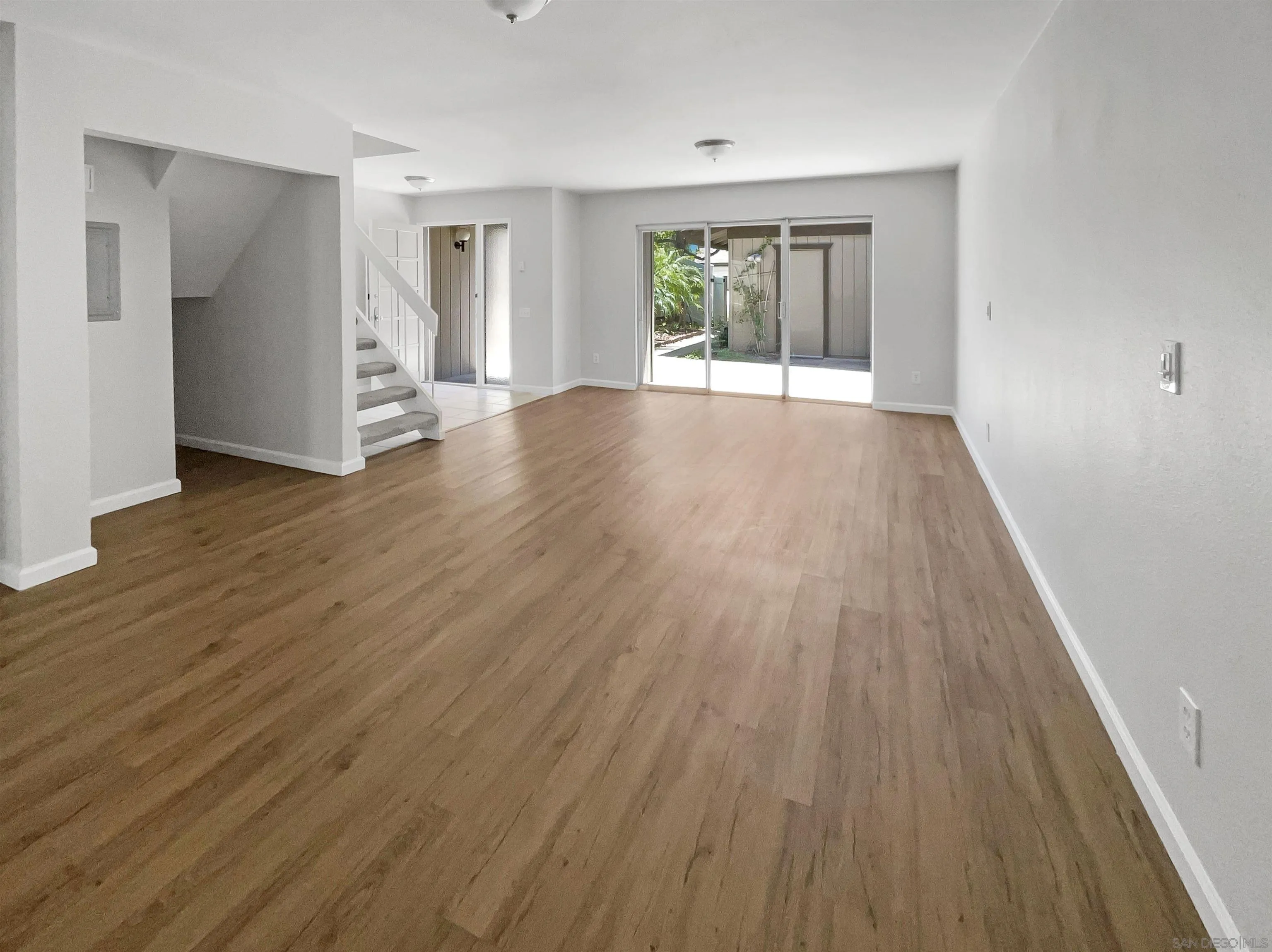 Photo #11: 250027894 Listing: Photo #11