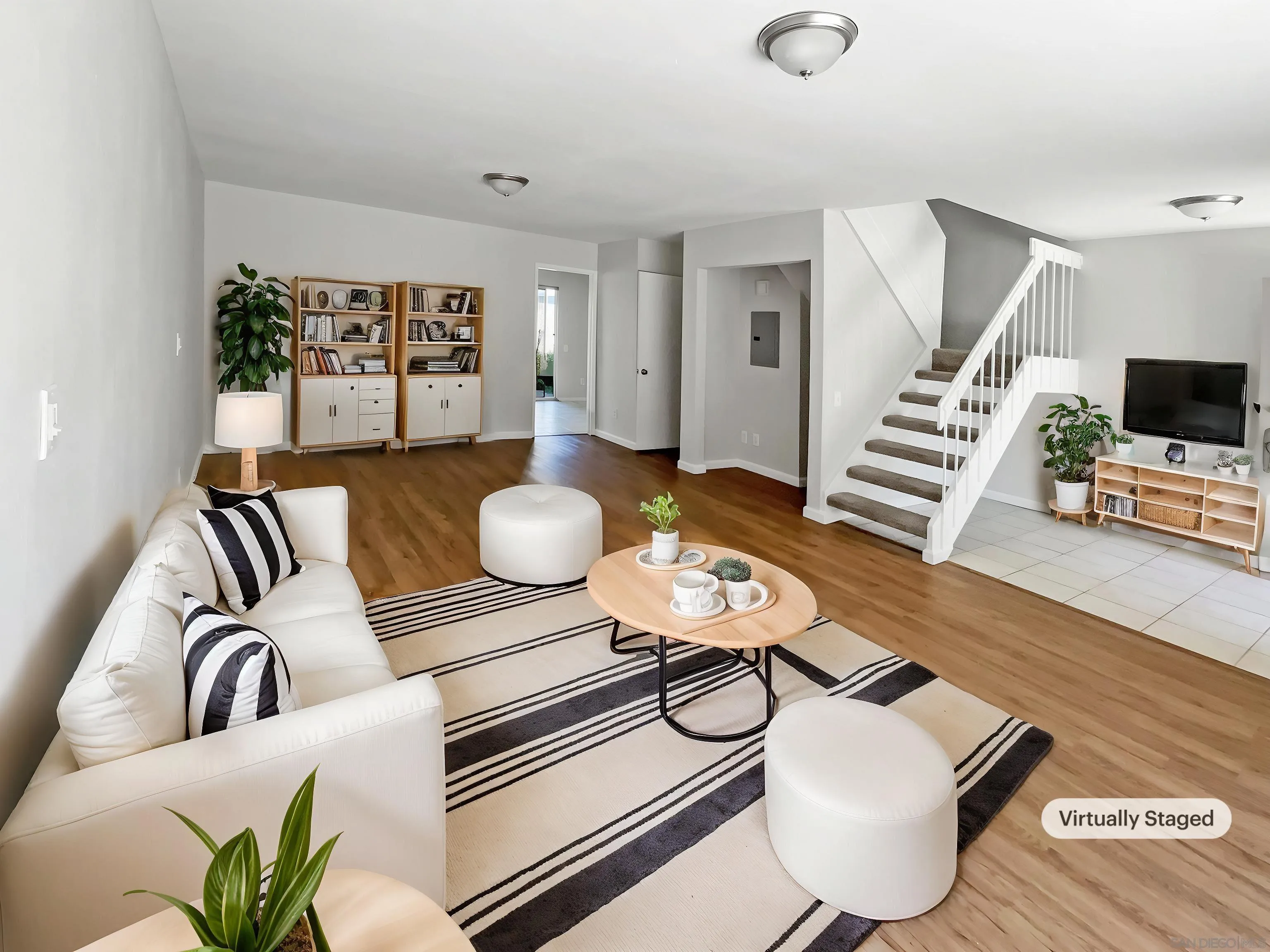 Photo #2: 250027894 Listing 