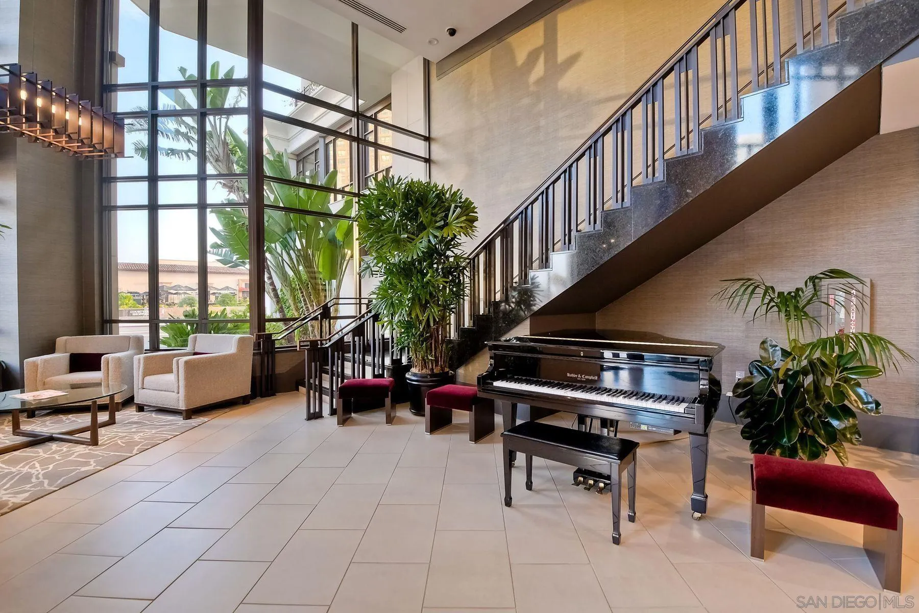 https://cdn.realtyfeed.com/cdn/127/250027957/326c63abc40c92f7a45c9099ab53f303.webp