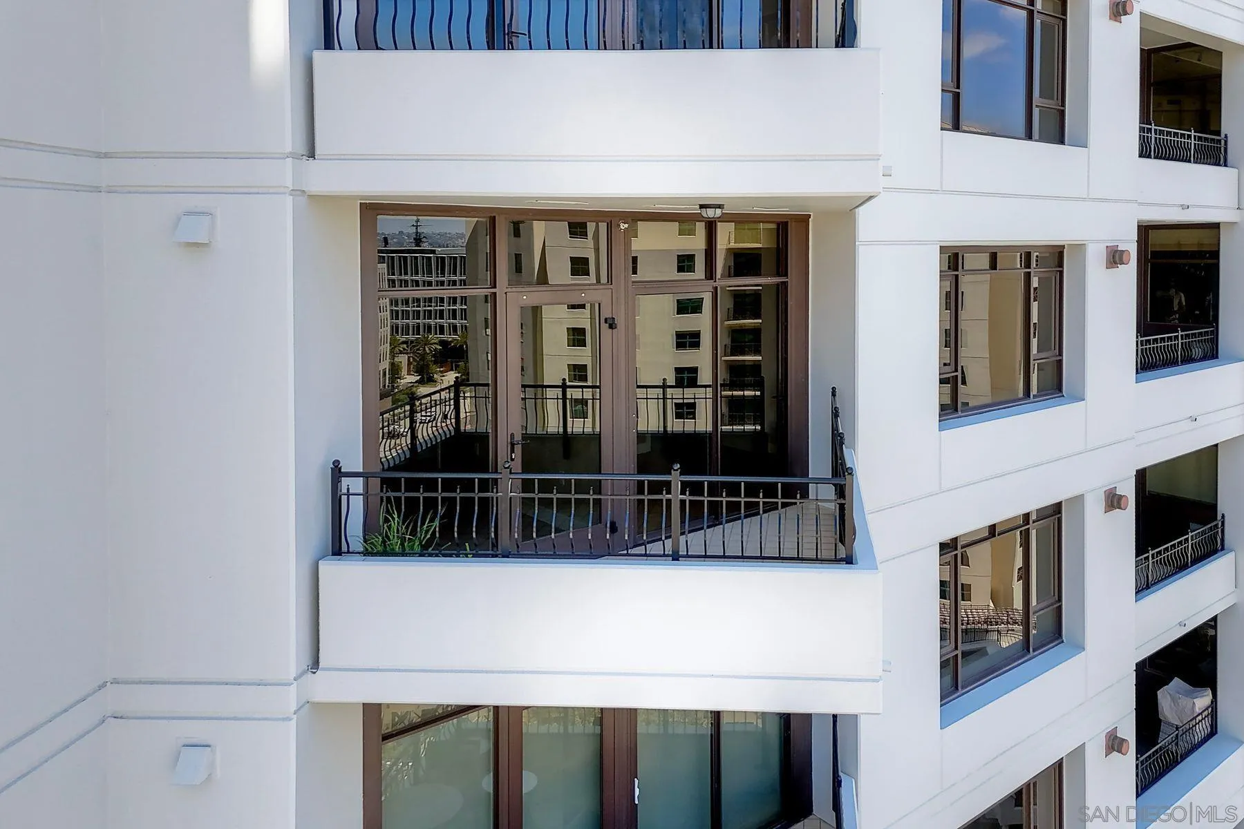 https://cdn.realtyfeed.com/cdn/127/250027957/4a53de126aafdc7a49d4f8fac1639bdd.webp