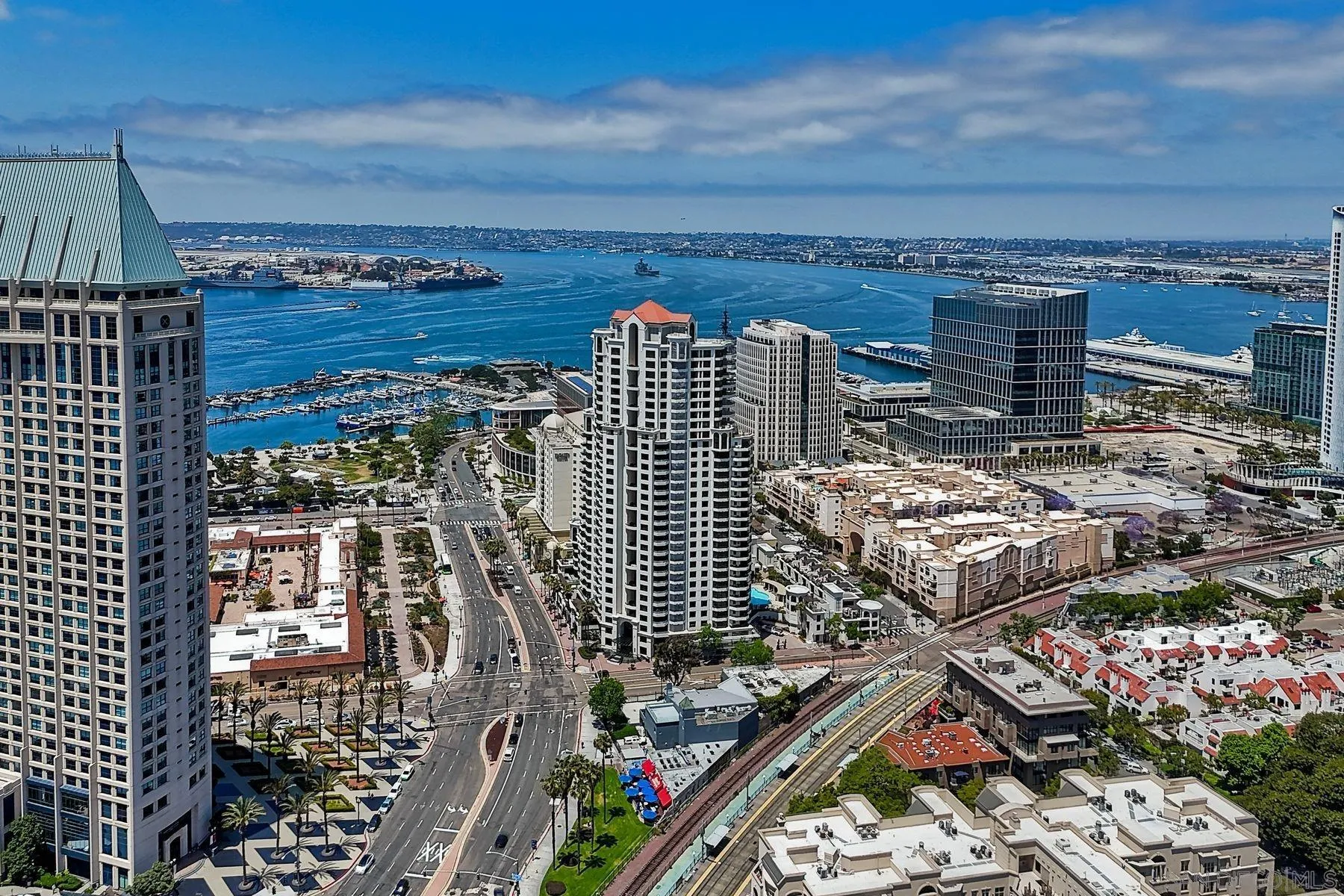 https://cdn.realtyfeed.com/cdn/127/250027957/52a681dfb7021342299b1669ff973792.webp