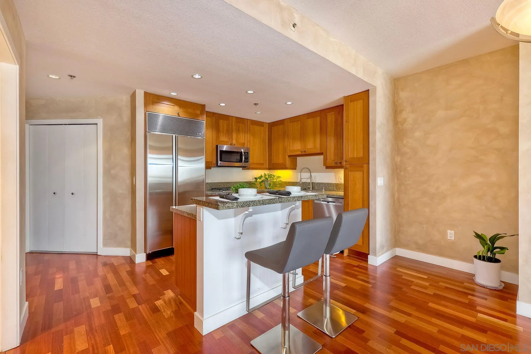https://cdn.realtyfeed.com/cdn/127/250027957/bb7243ddb86419bdb3b0f5ab779bcb80.webp
