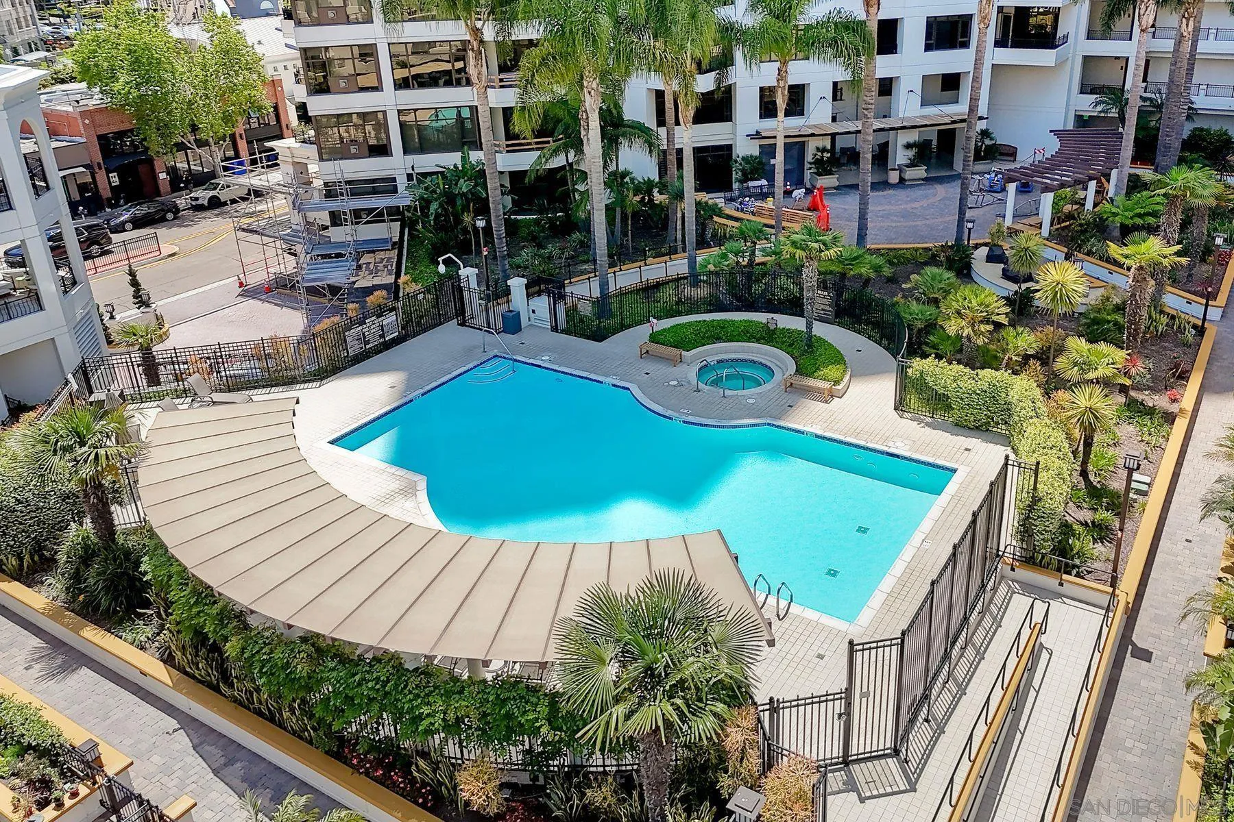 https://cdn.realtyfeed.com/cdn/127/250027957/f46e57d8641b03af01c8c8da6554dc5c.webp