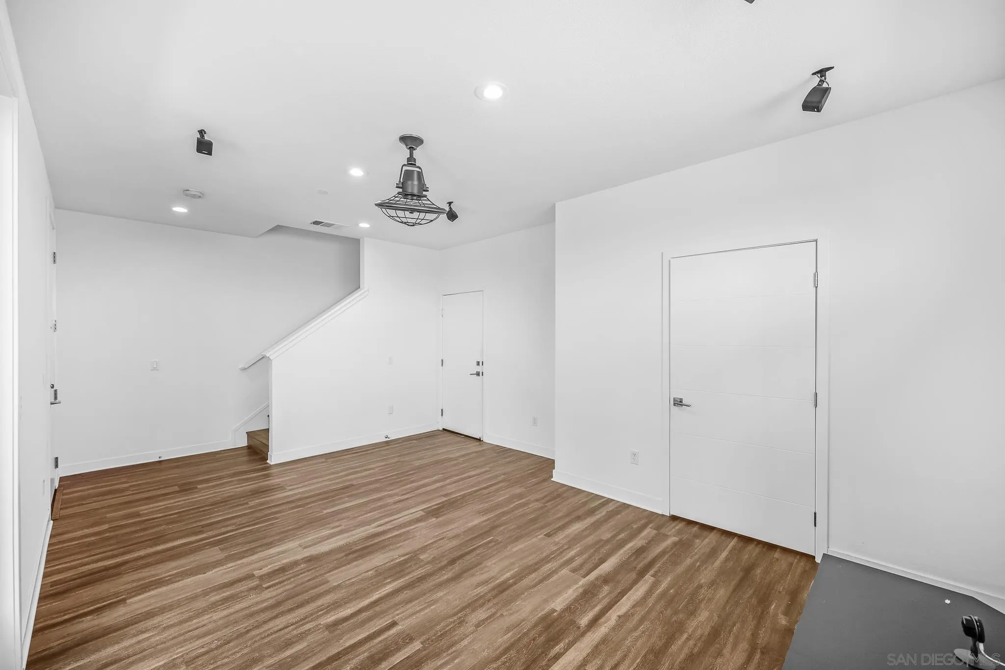 Photo #6: 250027960 Listing 