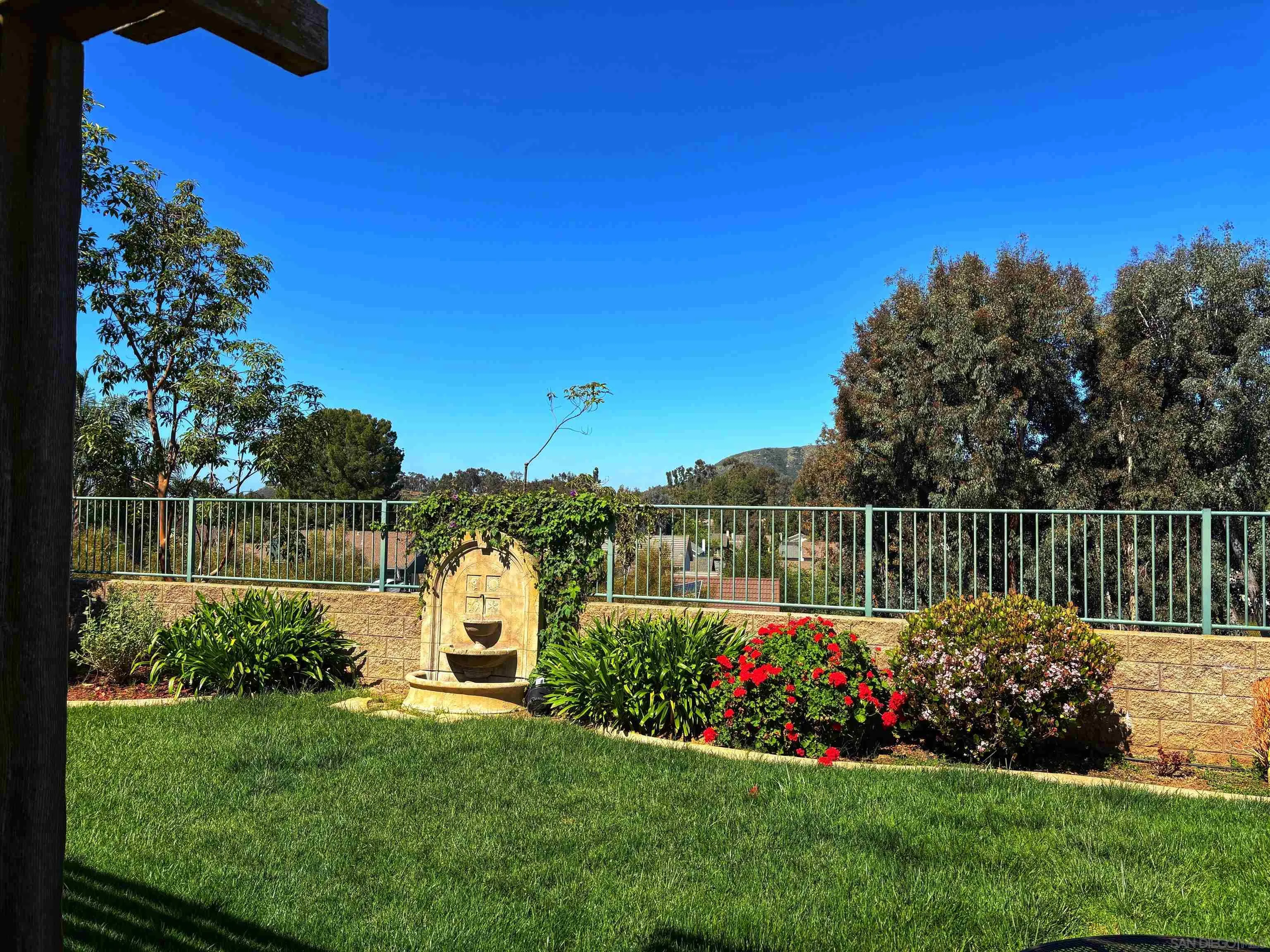 https://cdn.realtyfeed.com/cdn/127/250027989/aa0eea9279d02fcdaa0e35ee44af4942.webp