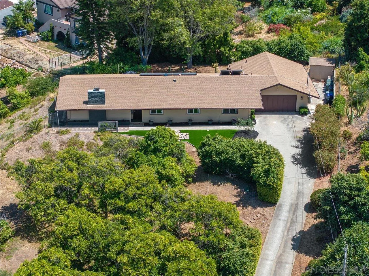 https://cdn.realtyfeed.com/cdn/127/250027996/744ad8189b22031cf632d1b00a49bf5b.webp