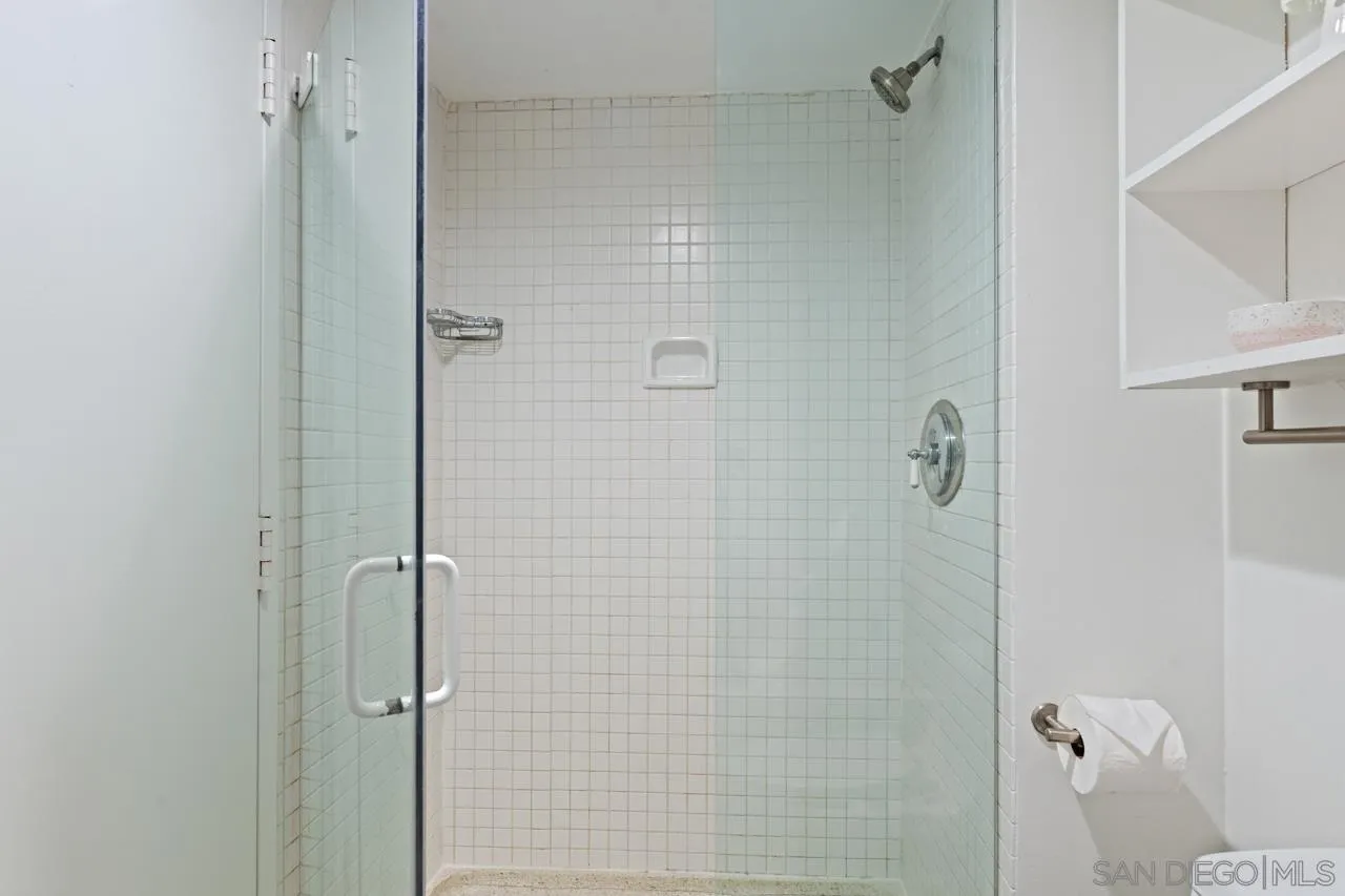 Photo #42: 250027997 Listing: Photo #42