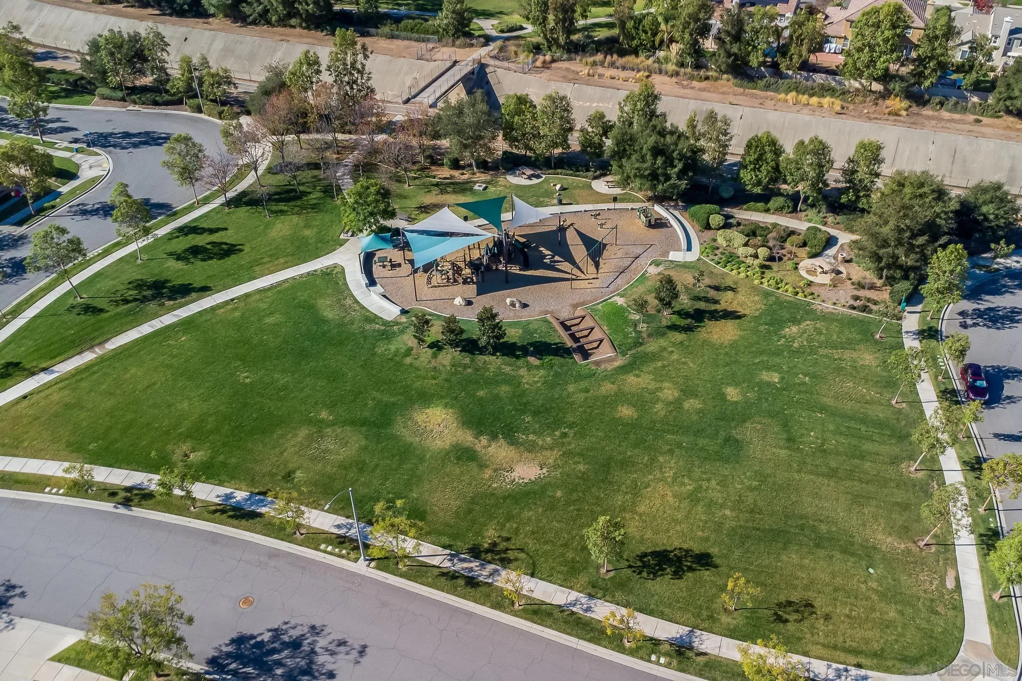 https://cdn.realtyfeed.com/cdn/127/250028002/24a59b135f88c4b54e5d9a4b735e4a7d.webp