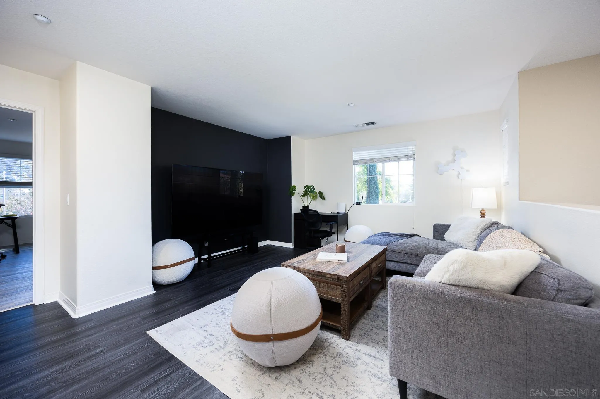 https://cdn.realtyfeed.com/cdn/127/250028002/413ed0a6d362e70188d91f371f1f62e6.webp