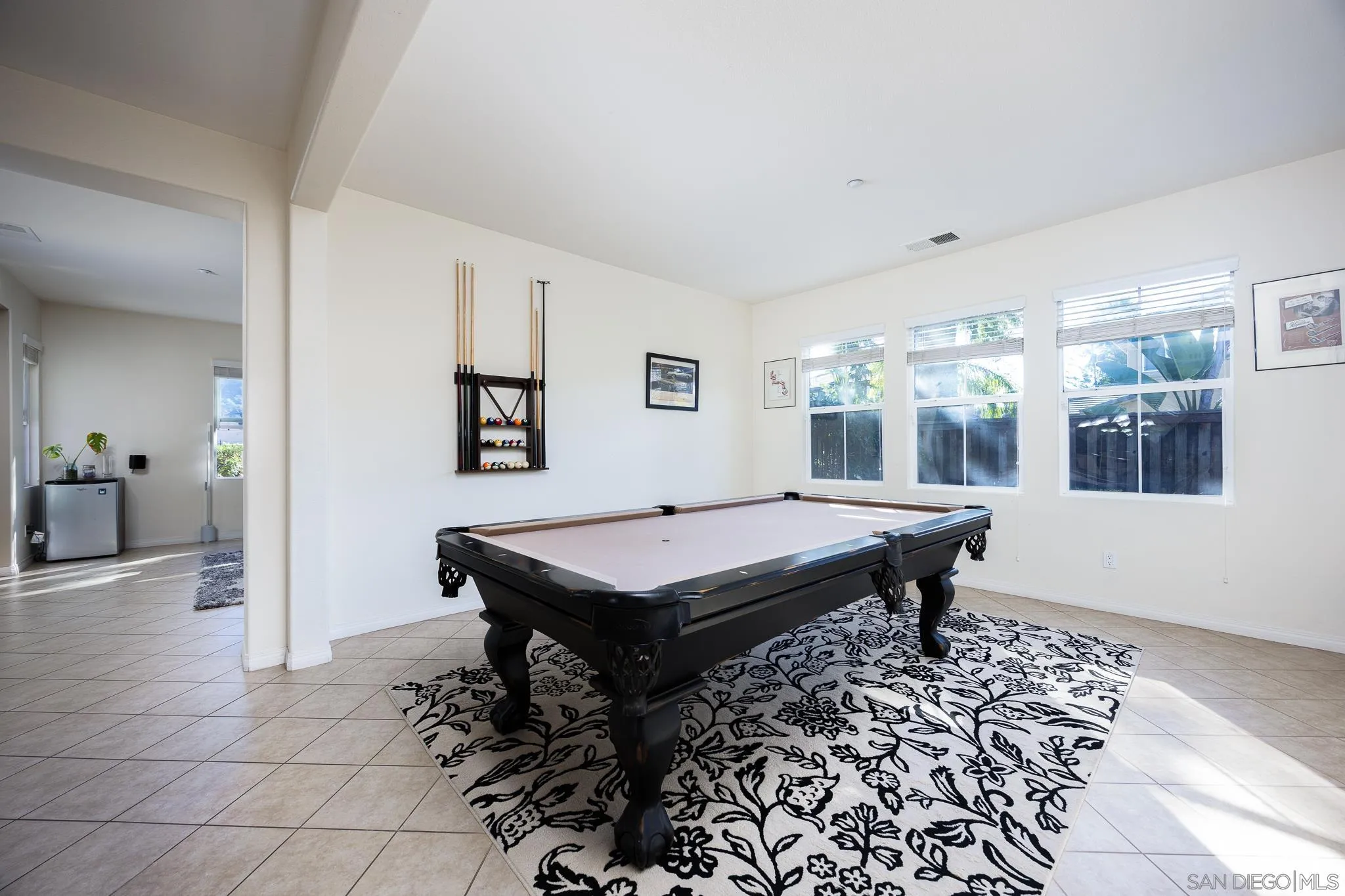 https://cdn.realtyfeed.com/cdn/127/250028002/4a20c41faec7f9741b32f0be94ebe5cc.webp