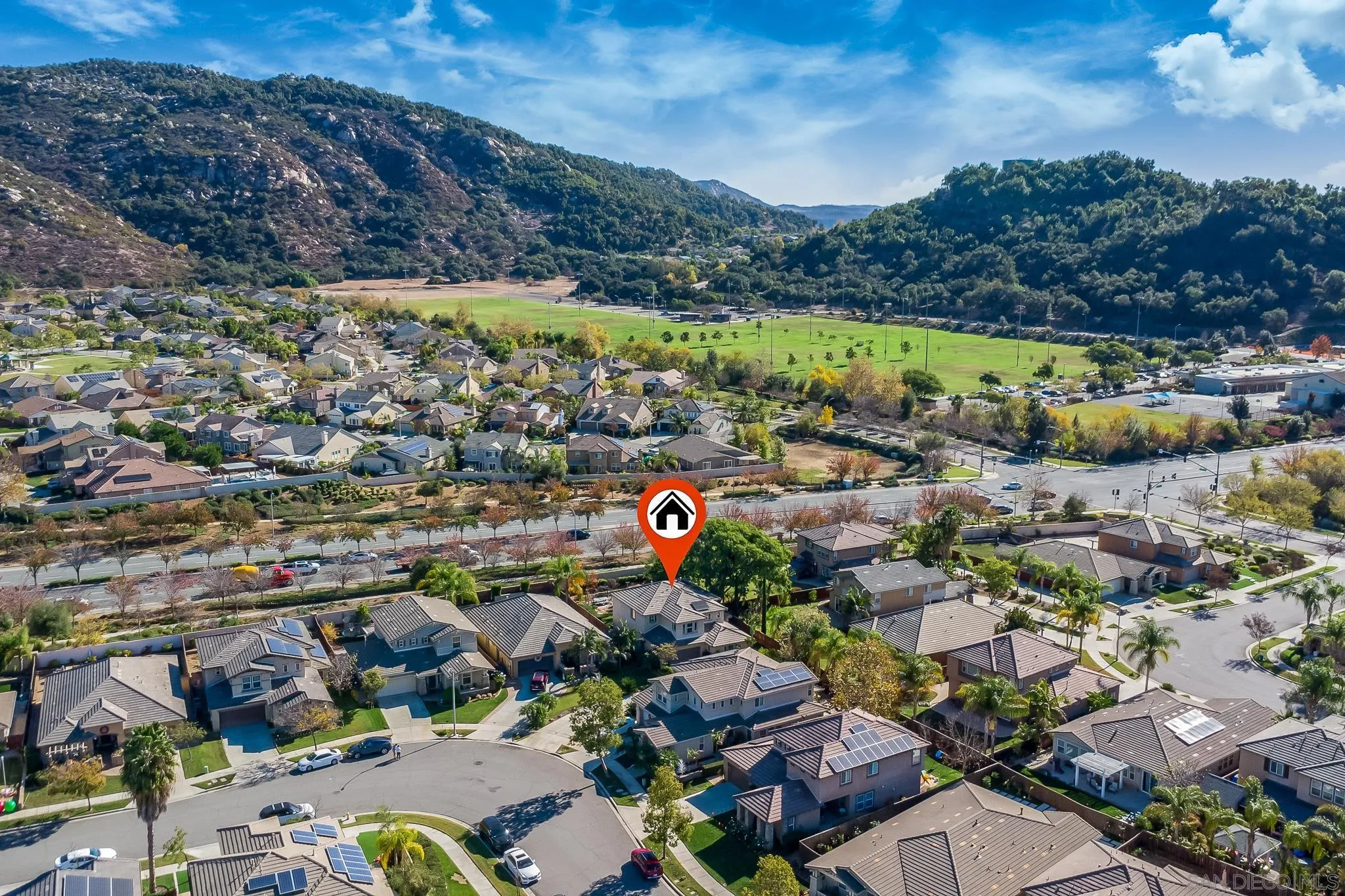 https://cdn.realtyfeed.com/cdn/127/250028002/68304790534b0bb8cc01adc3523e0160.webp
