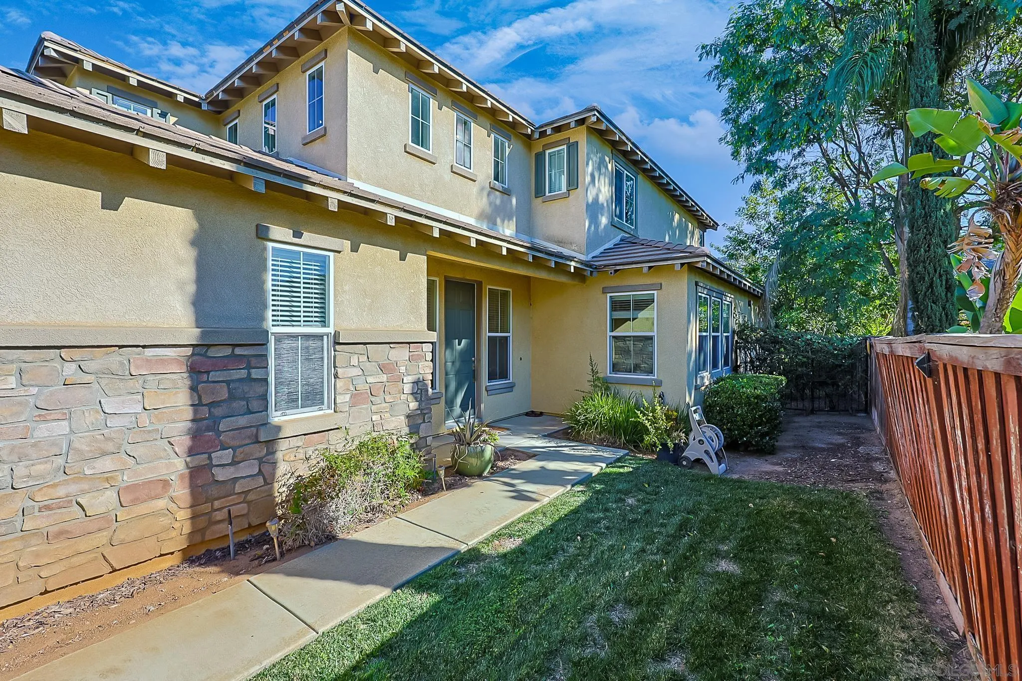 https://cdn.realtyfeed.com/cdn/127/250028002/a2d803c75a4ace661d42cb2b2b3fd226.webp