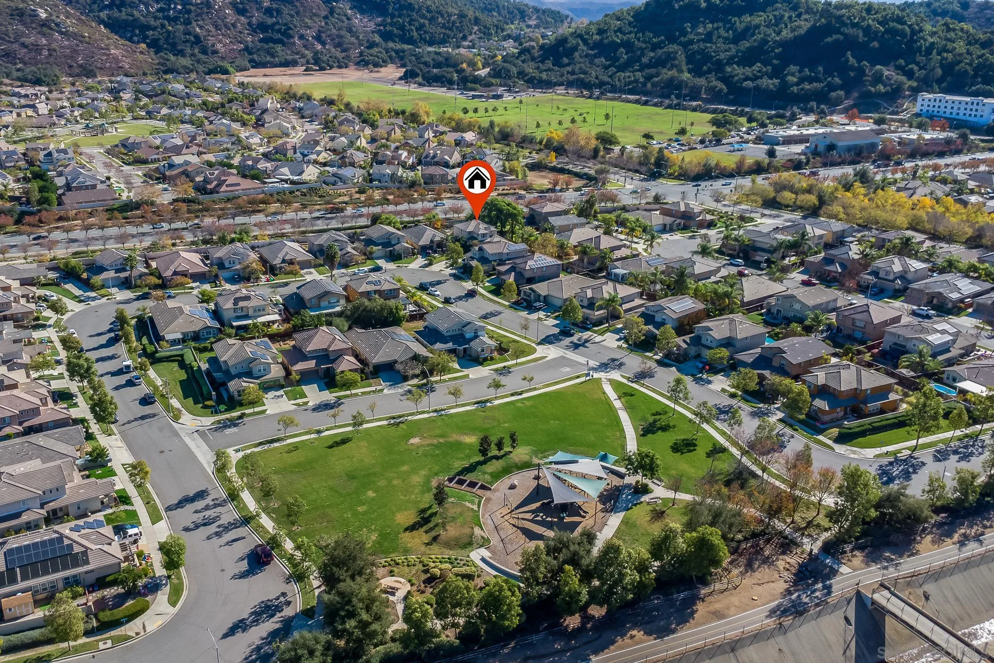 https://cdn.realtyfeed.com/cdn/127/250028002/fa256bf4514d1e123fc5b14f28a923d1.webp