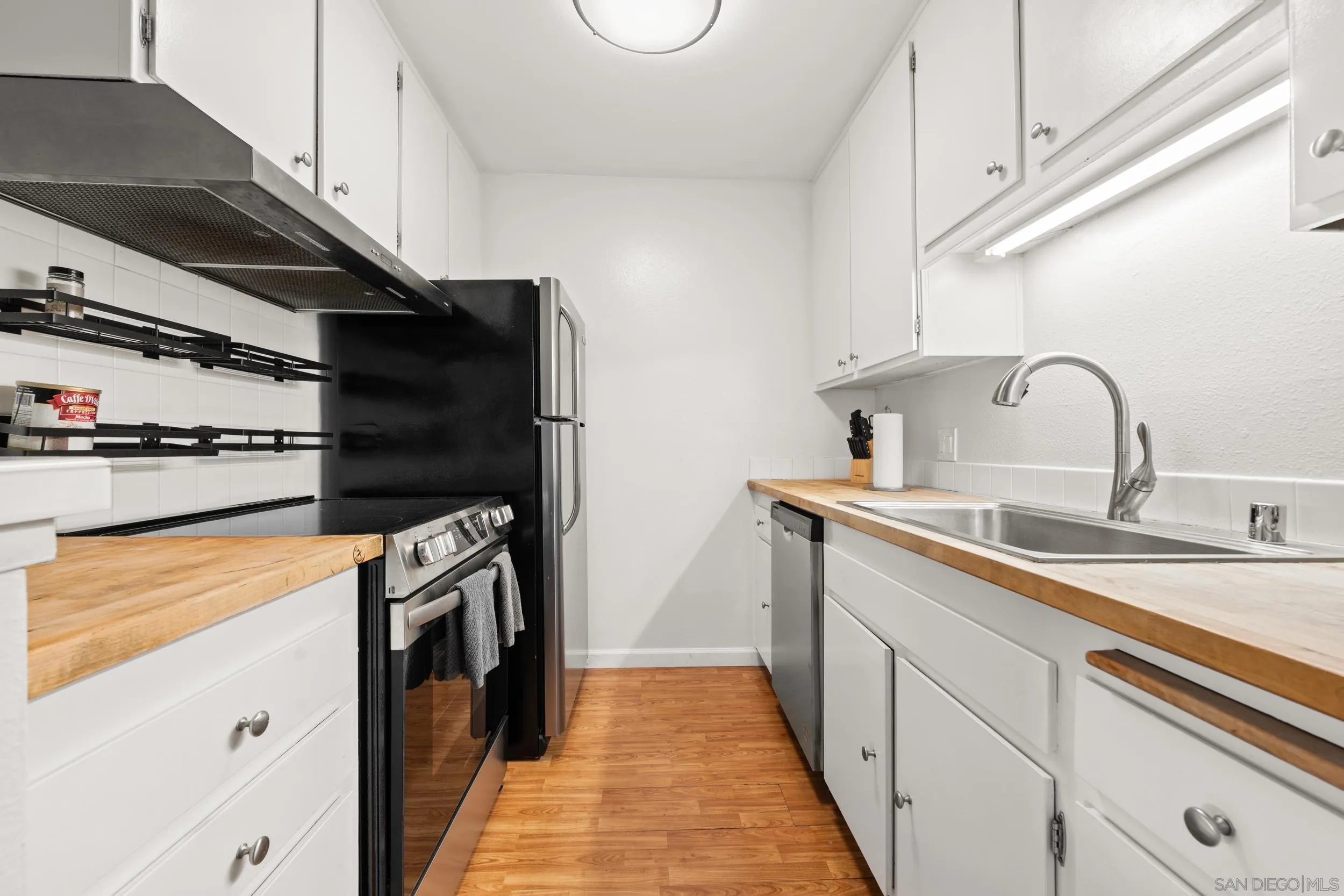 Photo #12: 250028025 Listing: Photo #12