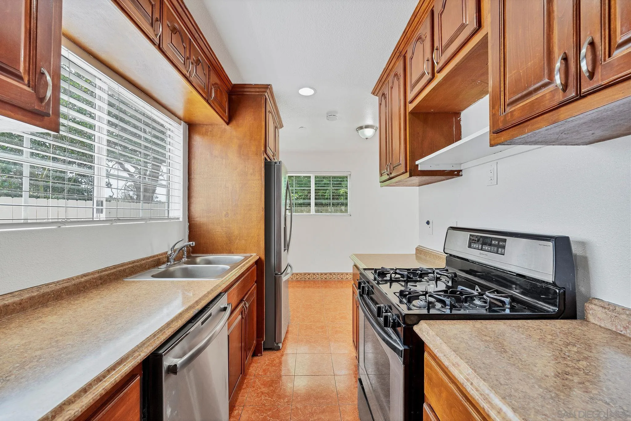 Photo #4: 250028026 Listing 