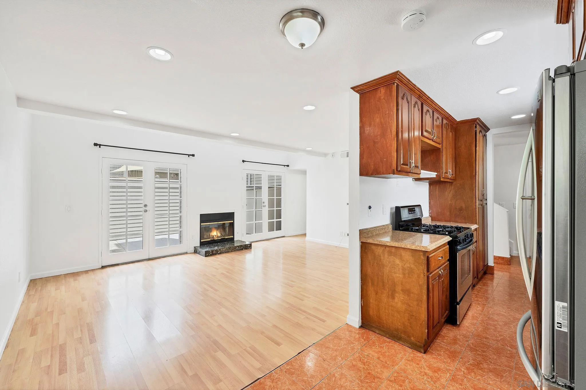 https://cdn.realtyfeed.com/cdn/127/250028026/51bd69a328c80d415179de33c92c3a59.webp