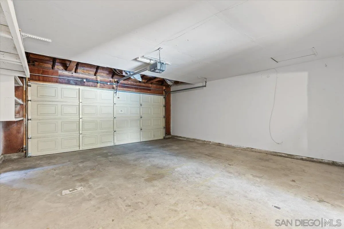 https://cdn.realtyfeed.com/cdn/127/250028032/0fcf8bc2469358422e5f53dce1c226ab.webp