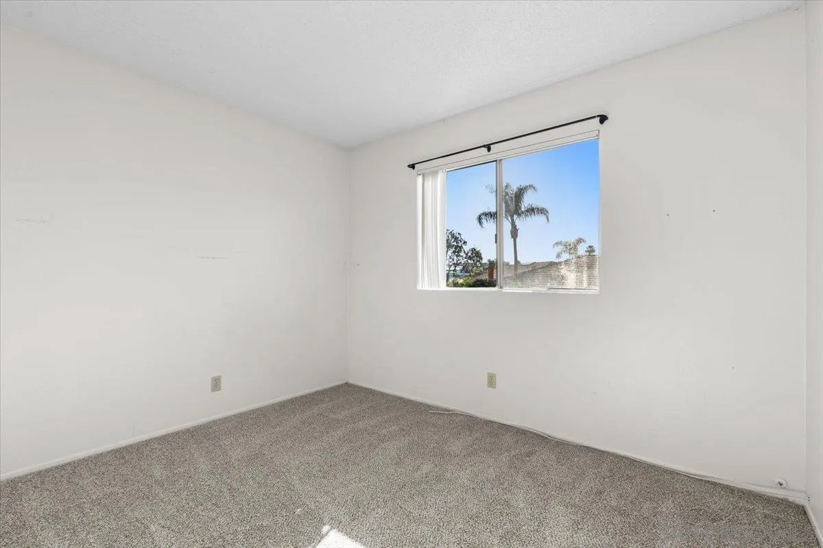 https://cdn.realtyfeed.com/cdn/127/250028032/233d7595f49a7947ff3a2ef2be612b1e.webp