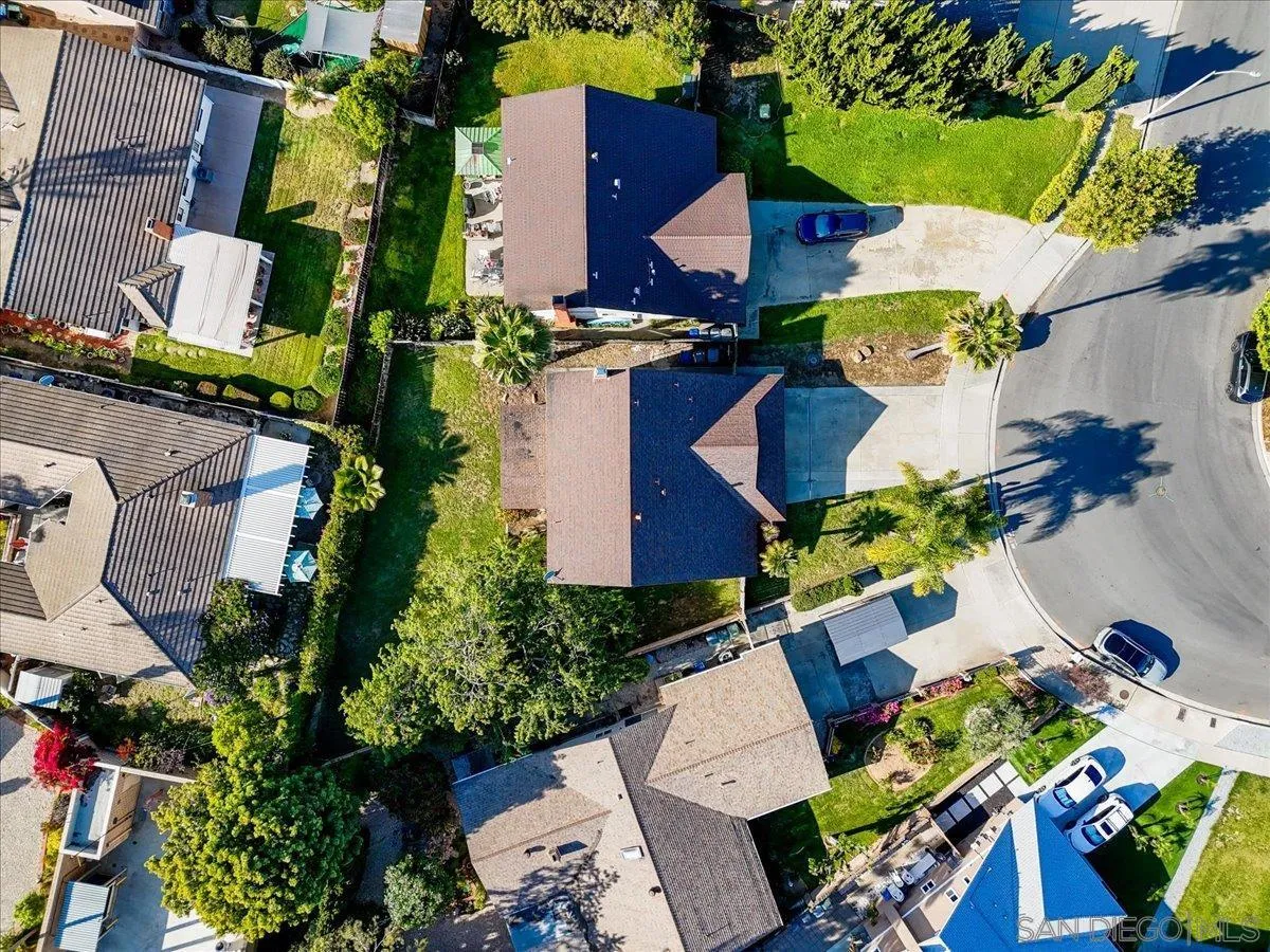 https://cdn.realtyfeed.com/cdn/127/250028032/d6ef954f9b360ce87f6e760f64a1fd7f.webp