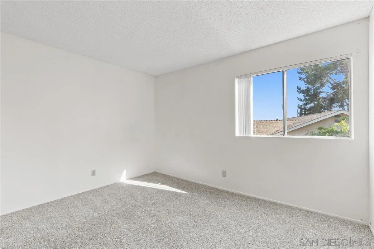 https://cdn.realtyfeed.com/cdn/127/250028032/dc4bbdfabda26113bc1041359e8e0f51.webp