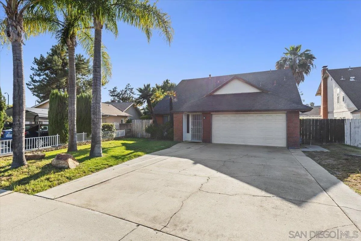 https://cdn.realtyfeed.com/cdn/127/250028032/f9bec8e5ee54b5c8b15e6834355e4b64.webp