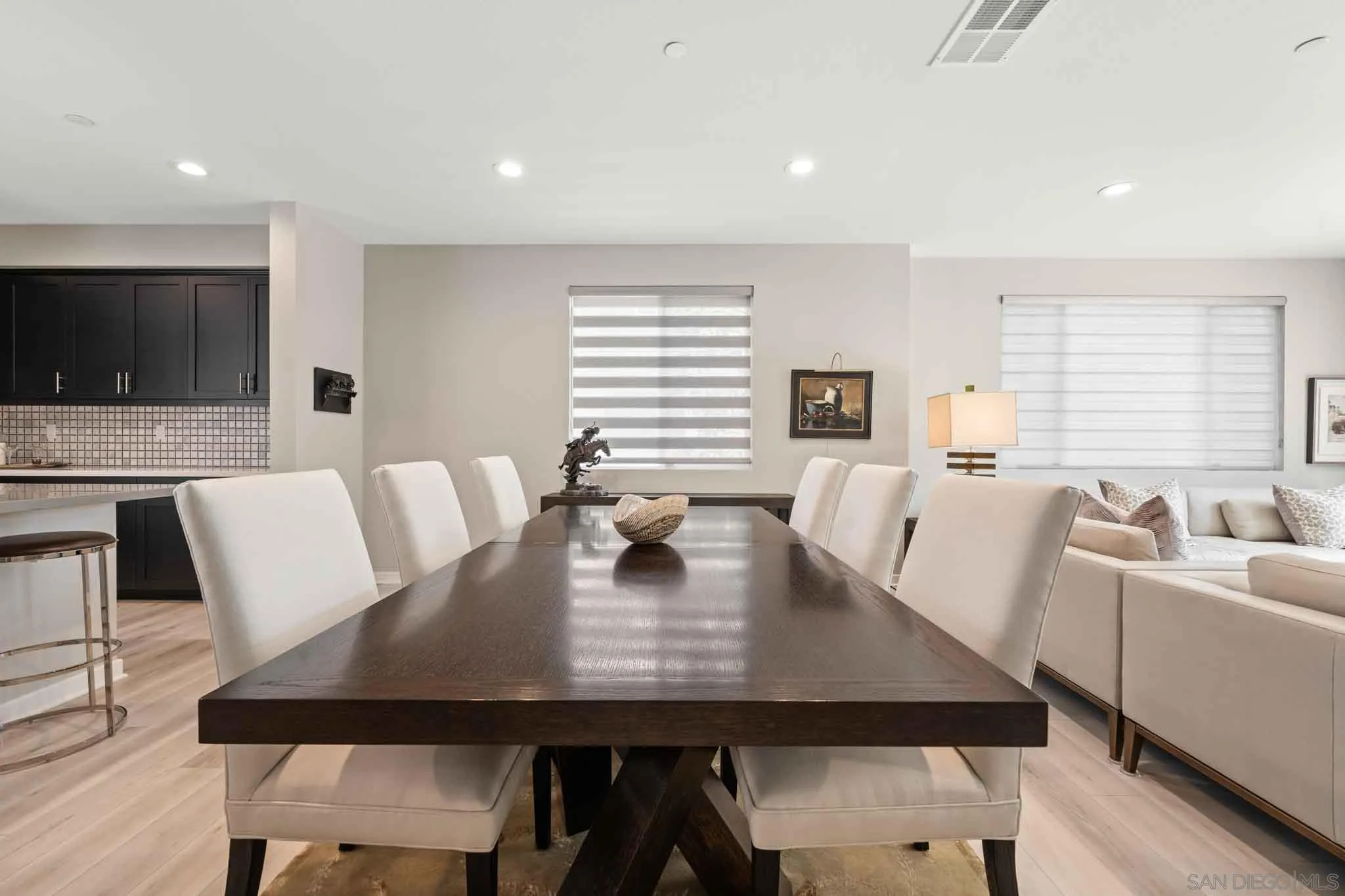 Photo #7: 250028036 Listing: Photo #7