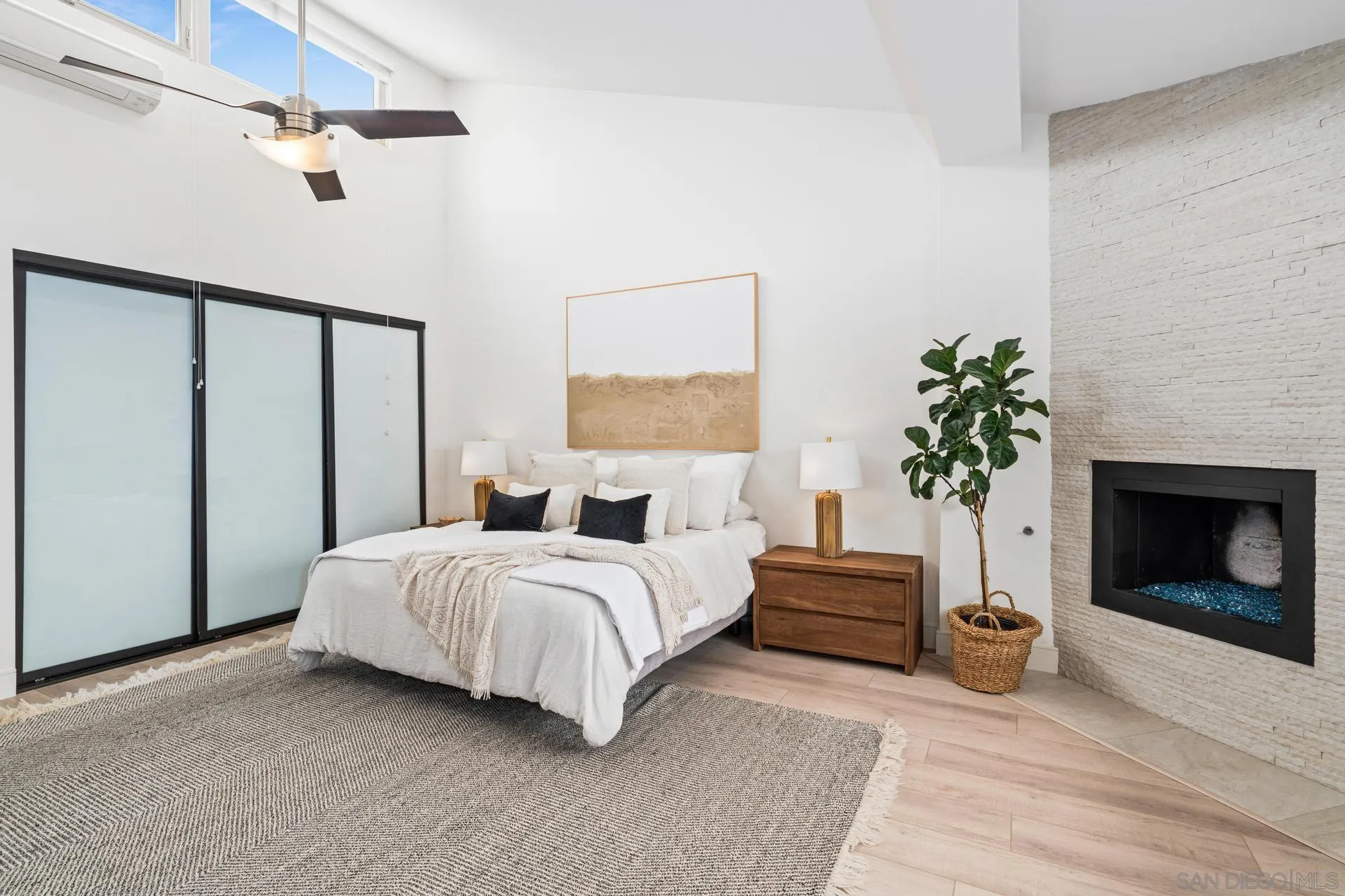 Photo #2: 250028062 Listing 