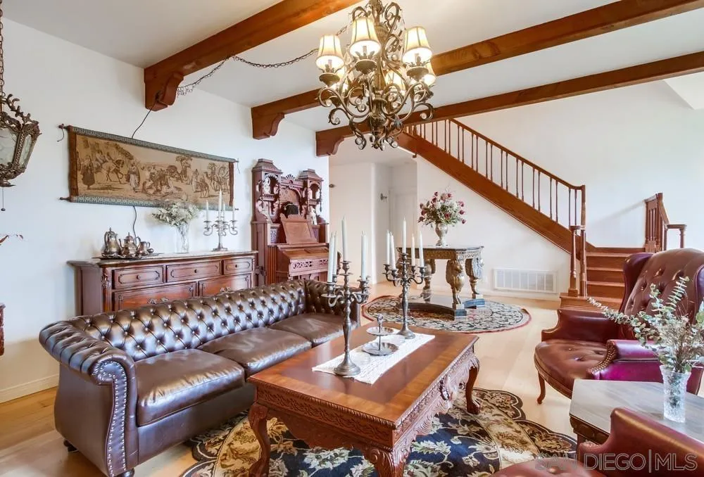 https://cdn.realtyfeed.com/cdn/127/250028066/c07f234b089bd522a1d670f11f5b7208.webp