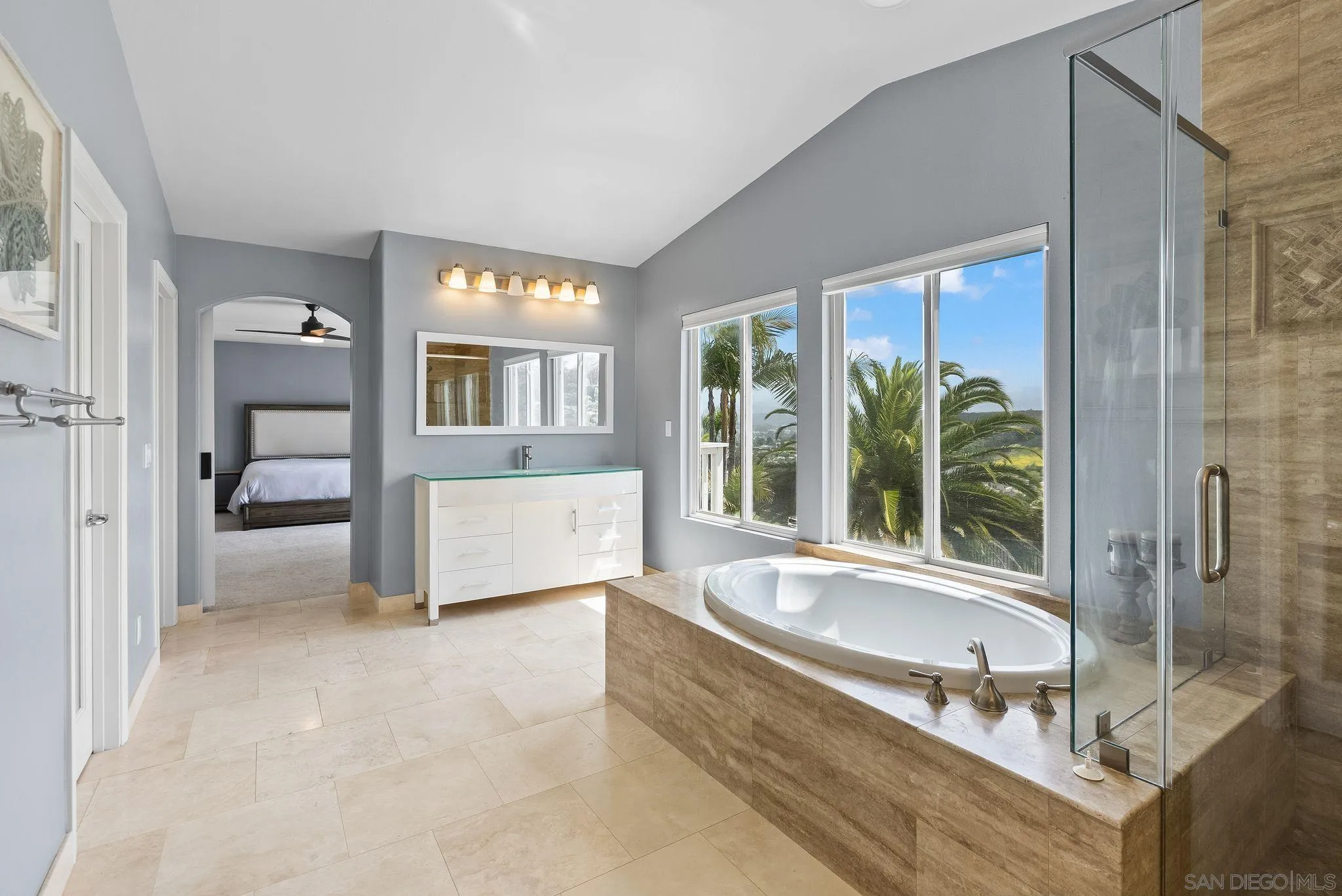 https://cdn.realtyfeed.com/cdn/127/250028073/8839b4c902dacf50e520c4969e9beee8.webp