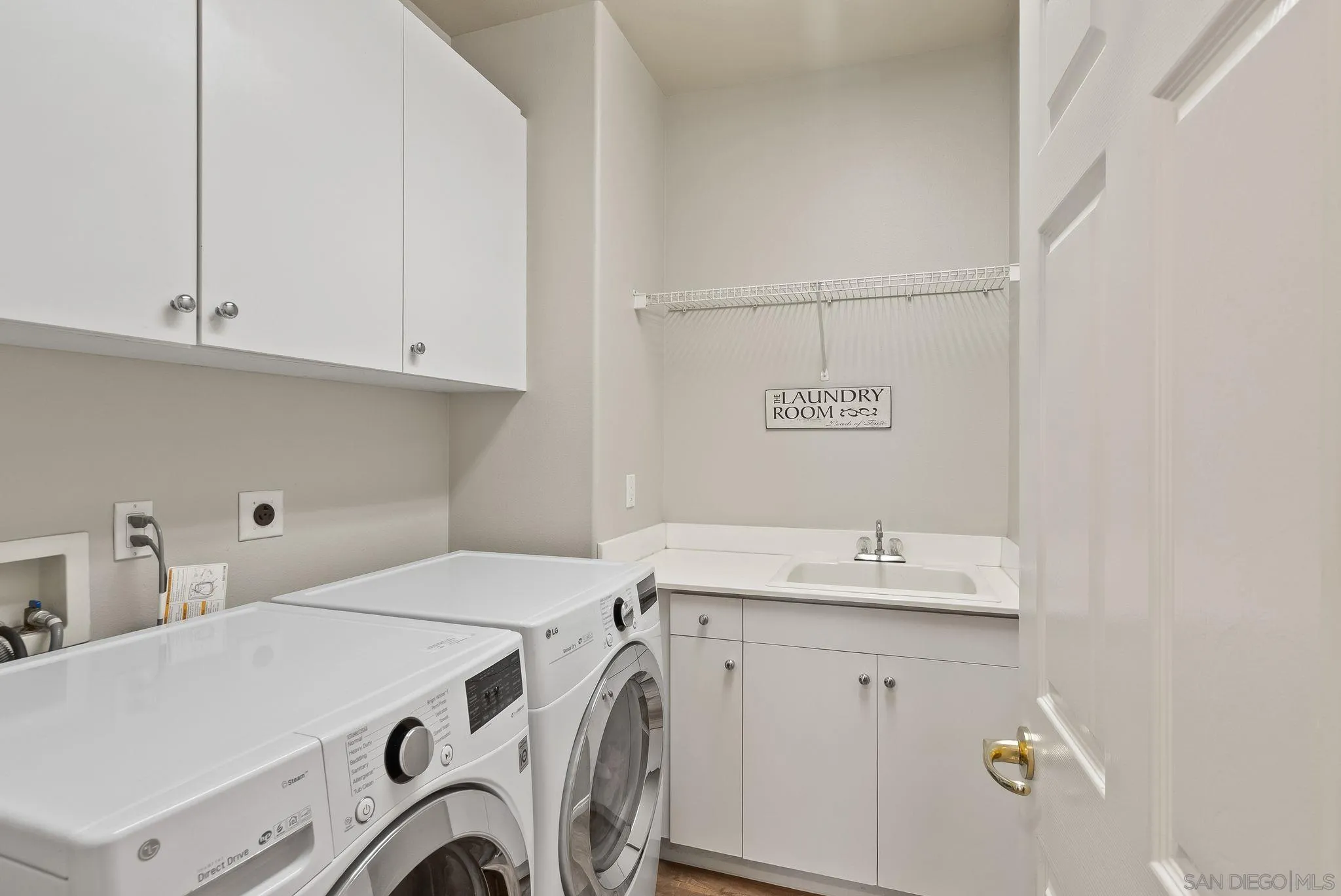 https://cdn.realtyfeed.com/cdn/127/250028073/c3c94ea67bbd3c7485ba2984ab8c31ac.webp
