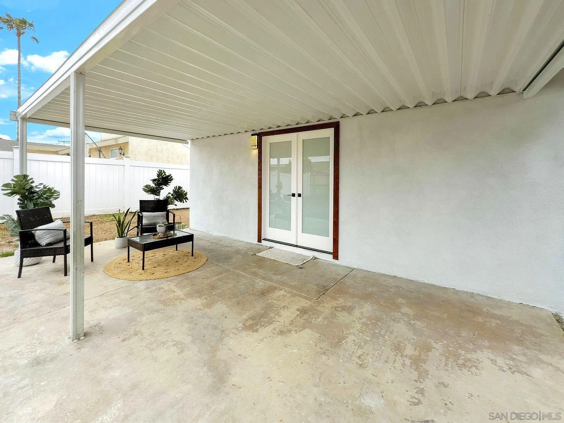 https://cdn.realtyfeed.com/cdn/127/250028080/d5083fdd0cbd67210a8dfe0773dff6b7.webp