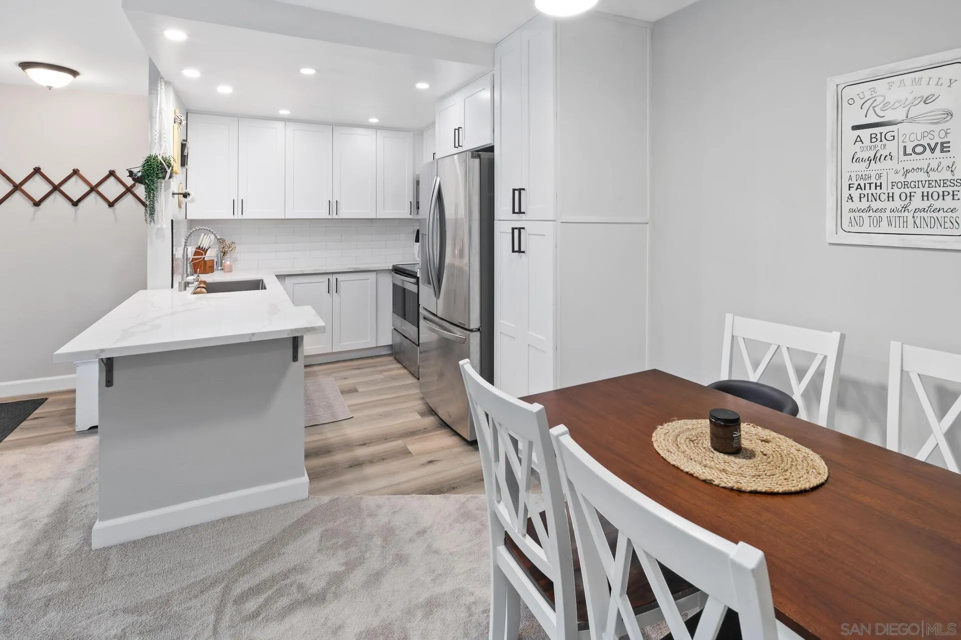 Photo #6: 250028085 Listing 