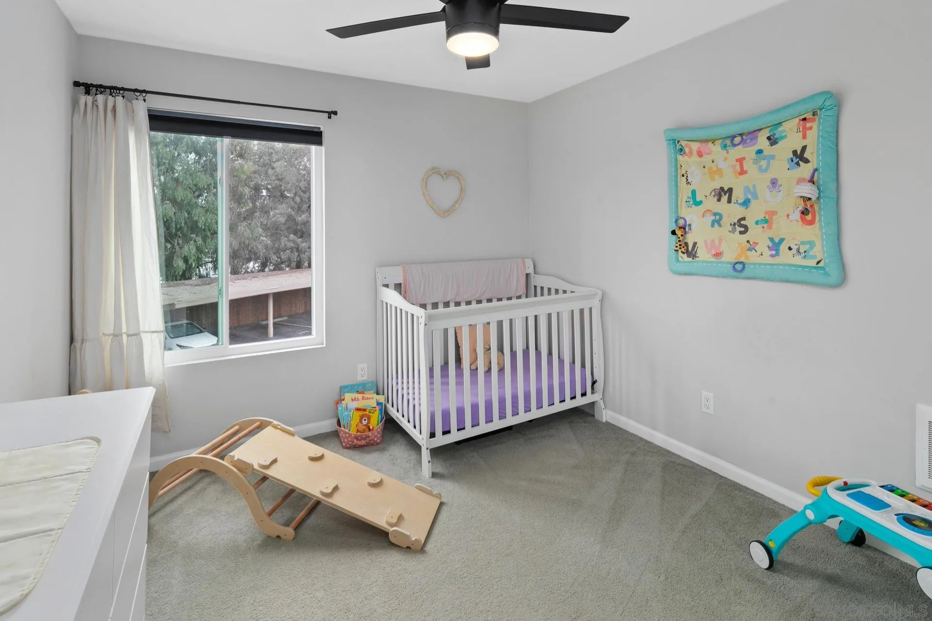 Photo #17: 250028085 Listing: Photo #17