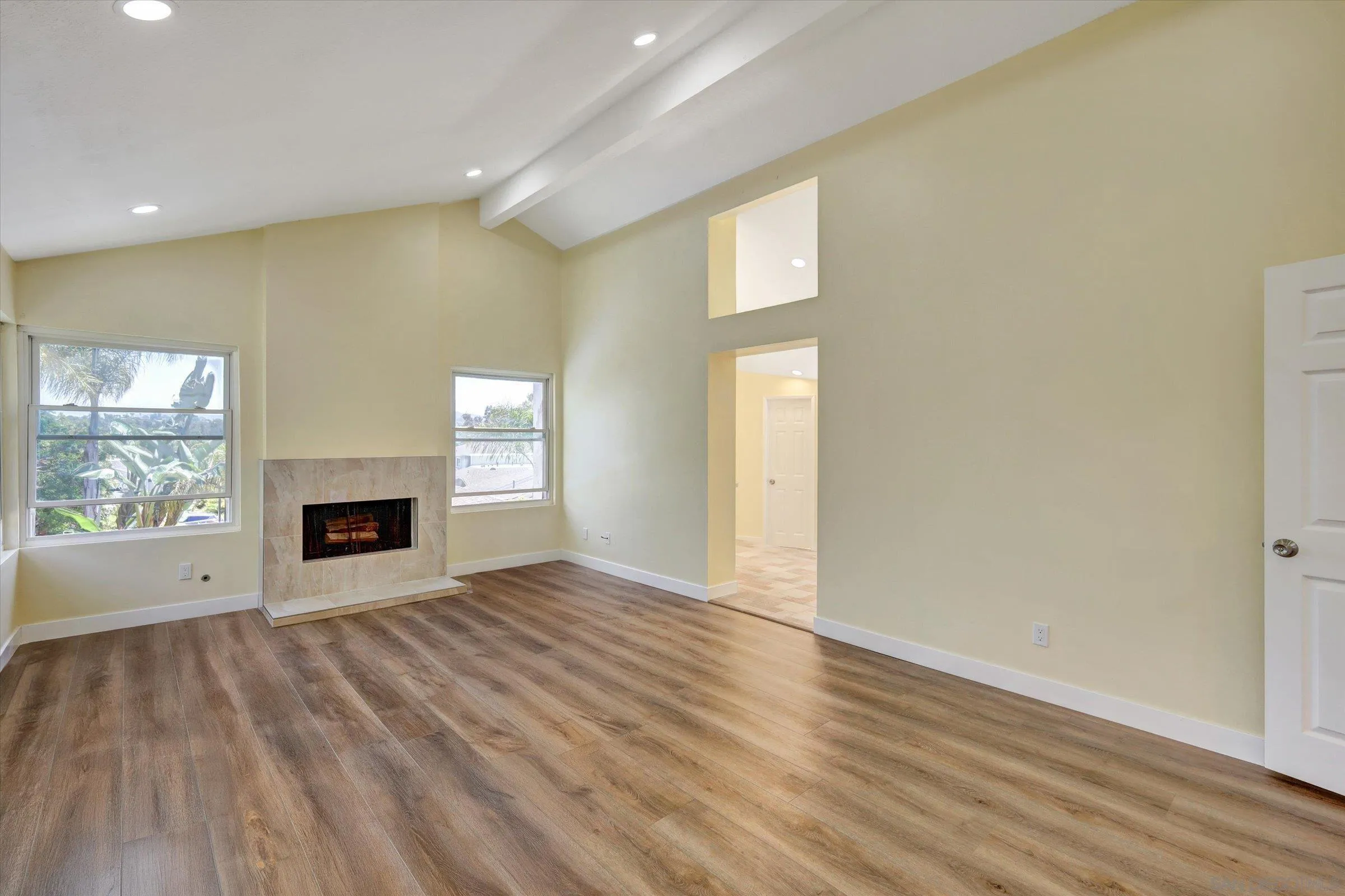 https://cdn.realtyfeed.com/cdn/127/250028092/41f9d560f429d2c1ad54d405e83a1619.webp