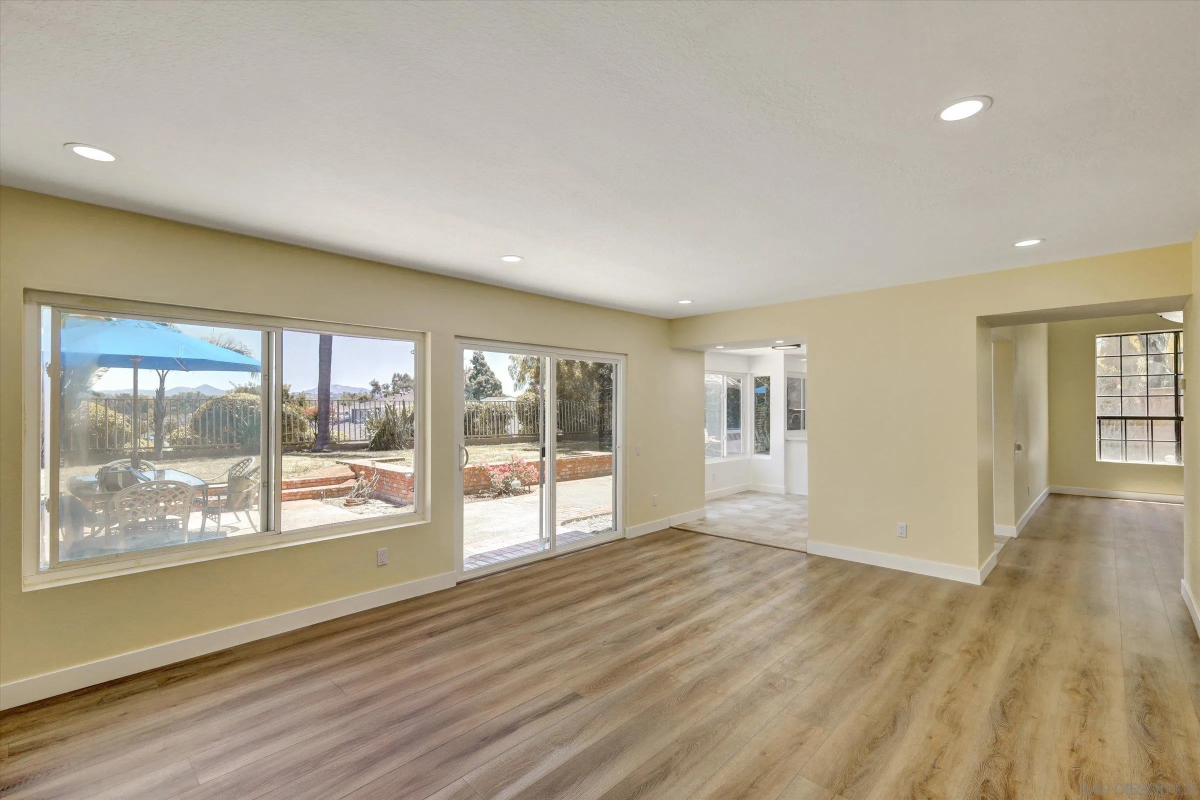 https://cdn.realtyfeed.com/cdn/127/250028092/7418383c34225bcfa559375ed03f17c0.webp