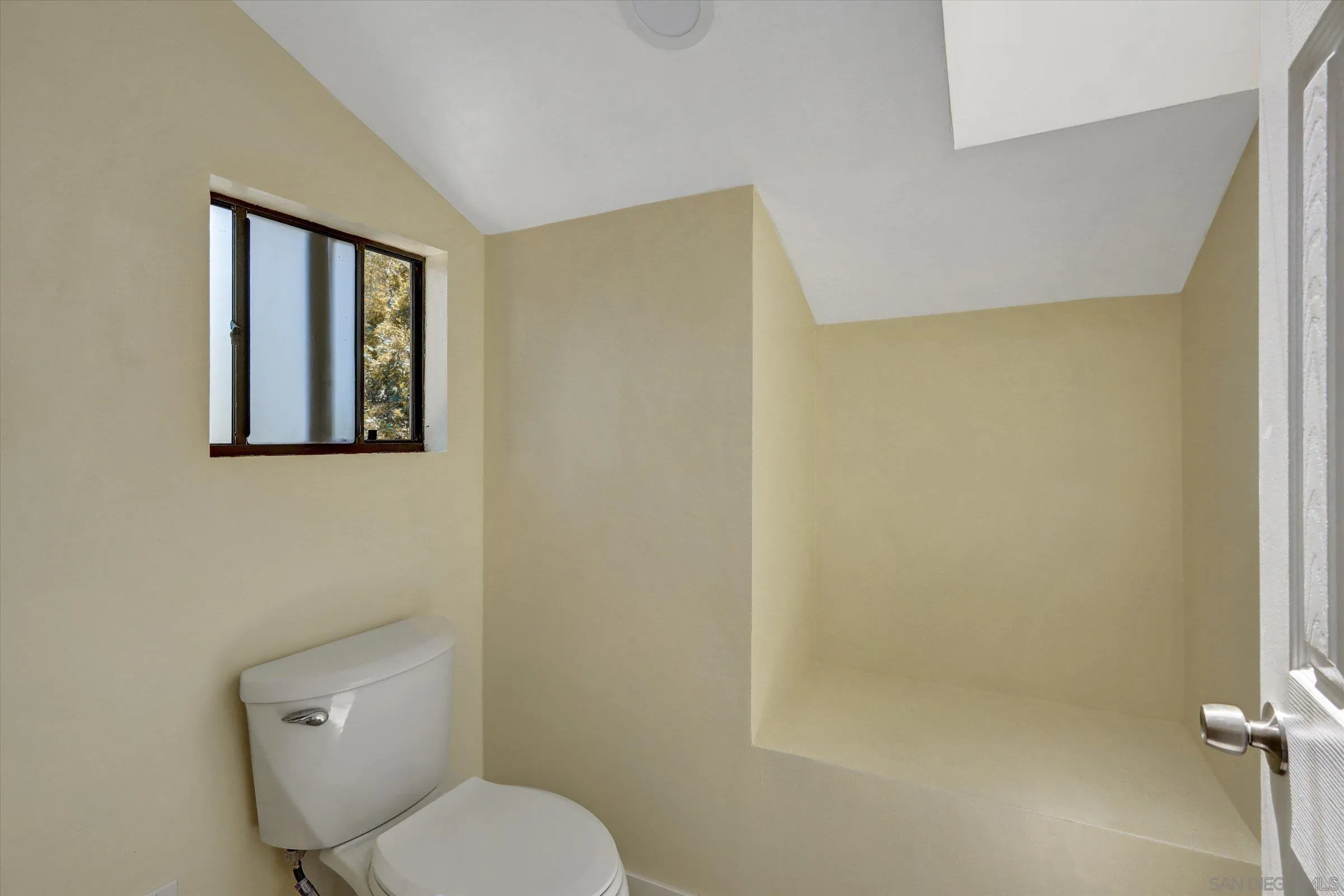 https://cdn.realtyfeed.com/cdn/127/250028092/7e984818e5f9f3c69ce3468773e07b86.webp