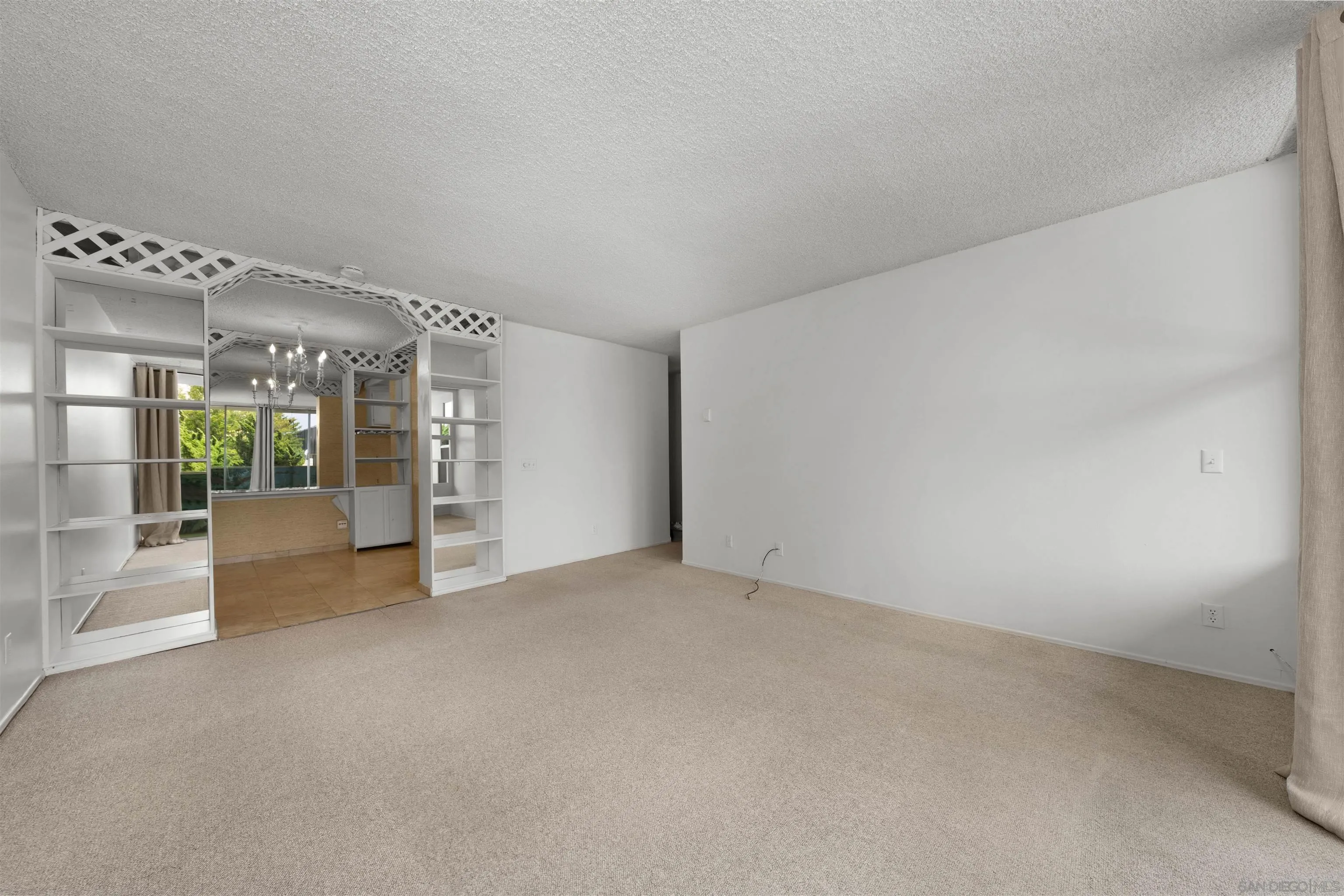 Photo #8: 250028104 Listing: Photo #8