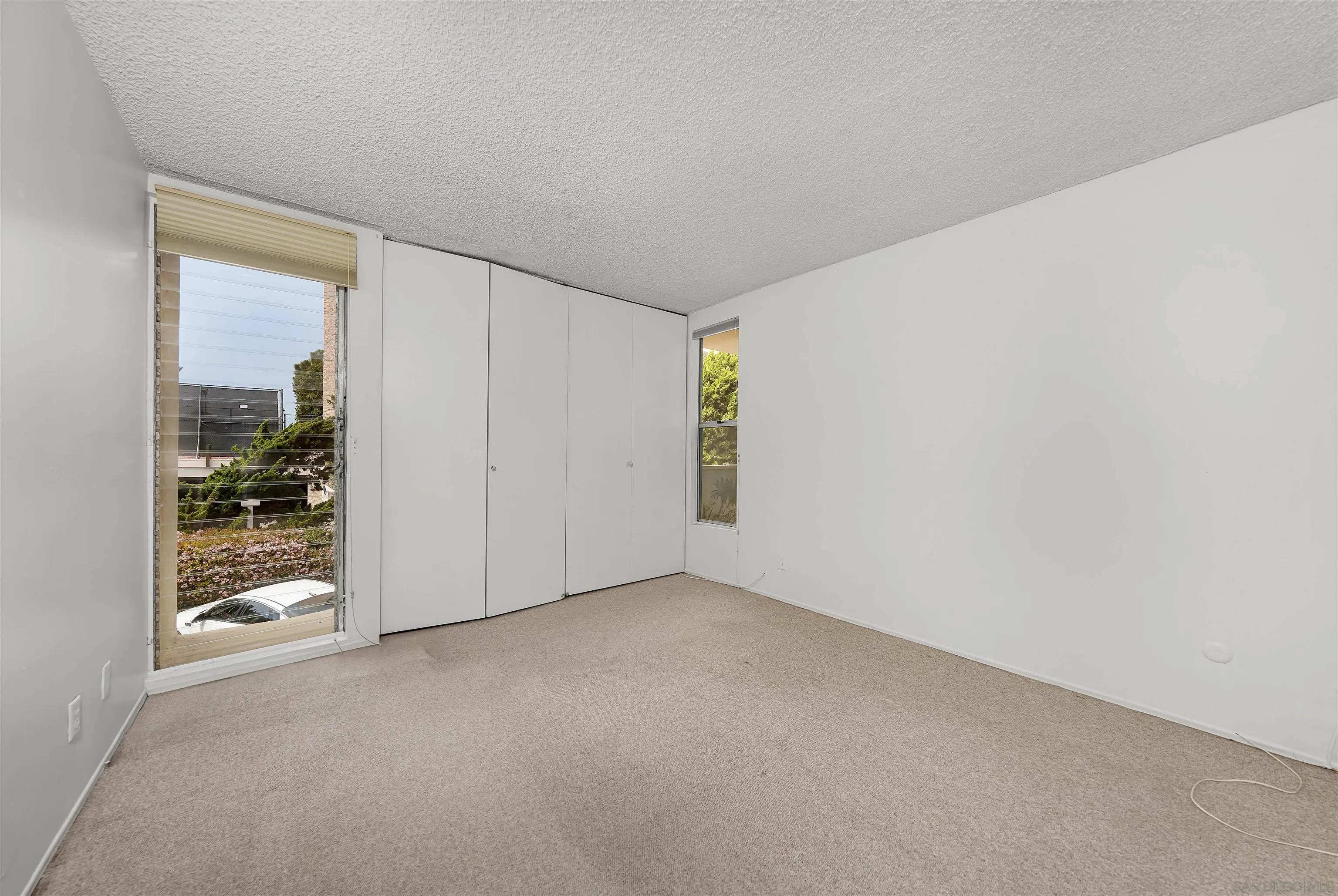 Photo #18: 250028104 Listing: Photo #18