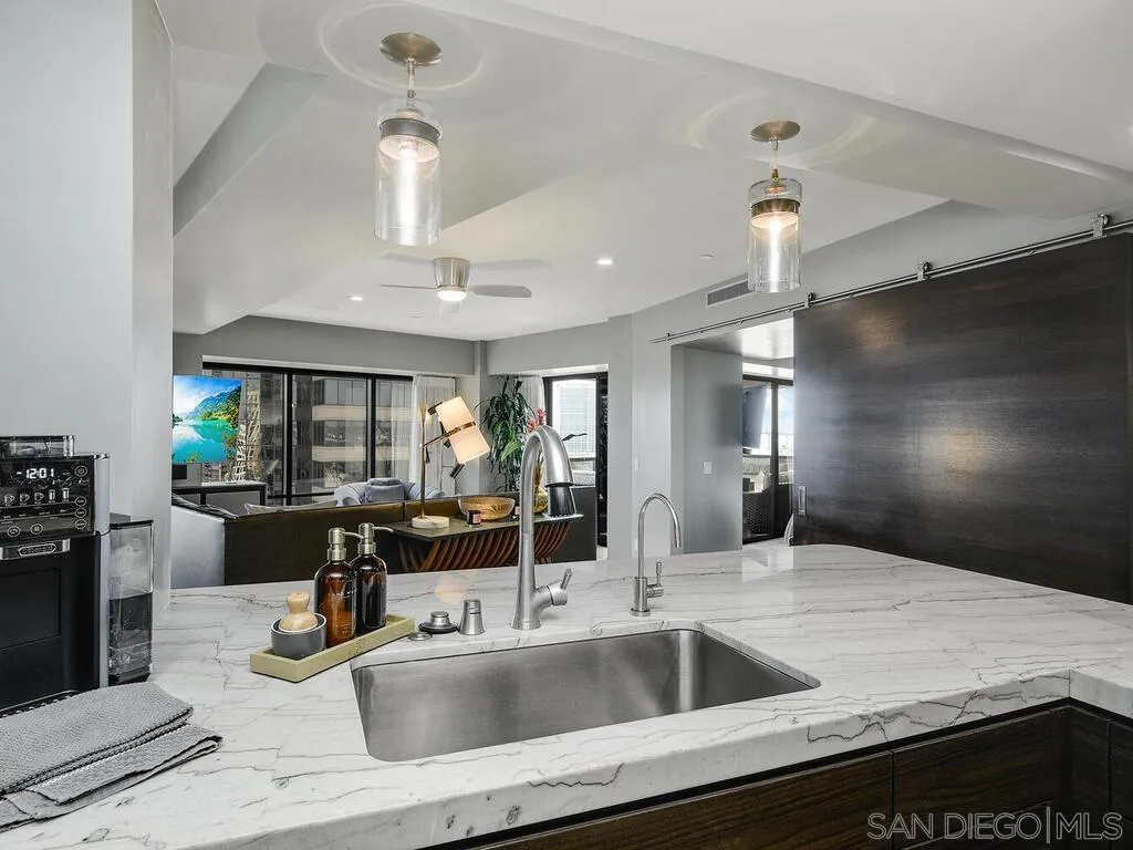 https://cdn.realtyfeed.com/cdn/127/250028115/6481619ec8feba6a1445878c42915239.webp