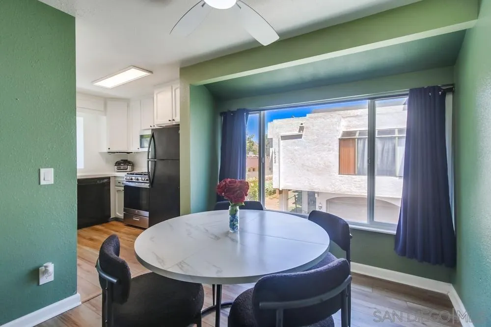 Photo #5: 250028117 Listing 