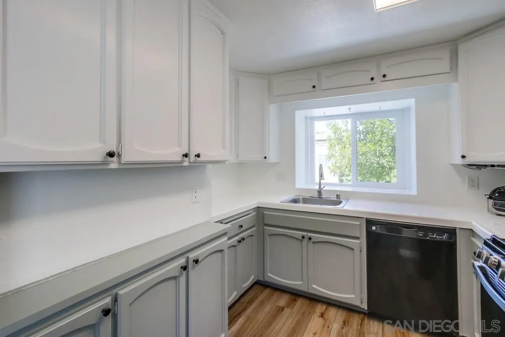 Photo #9: 250028117 Listing: Photo #9